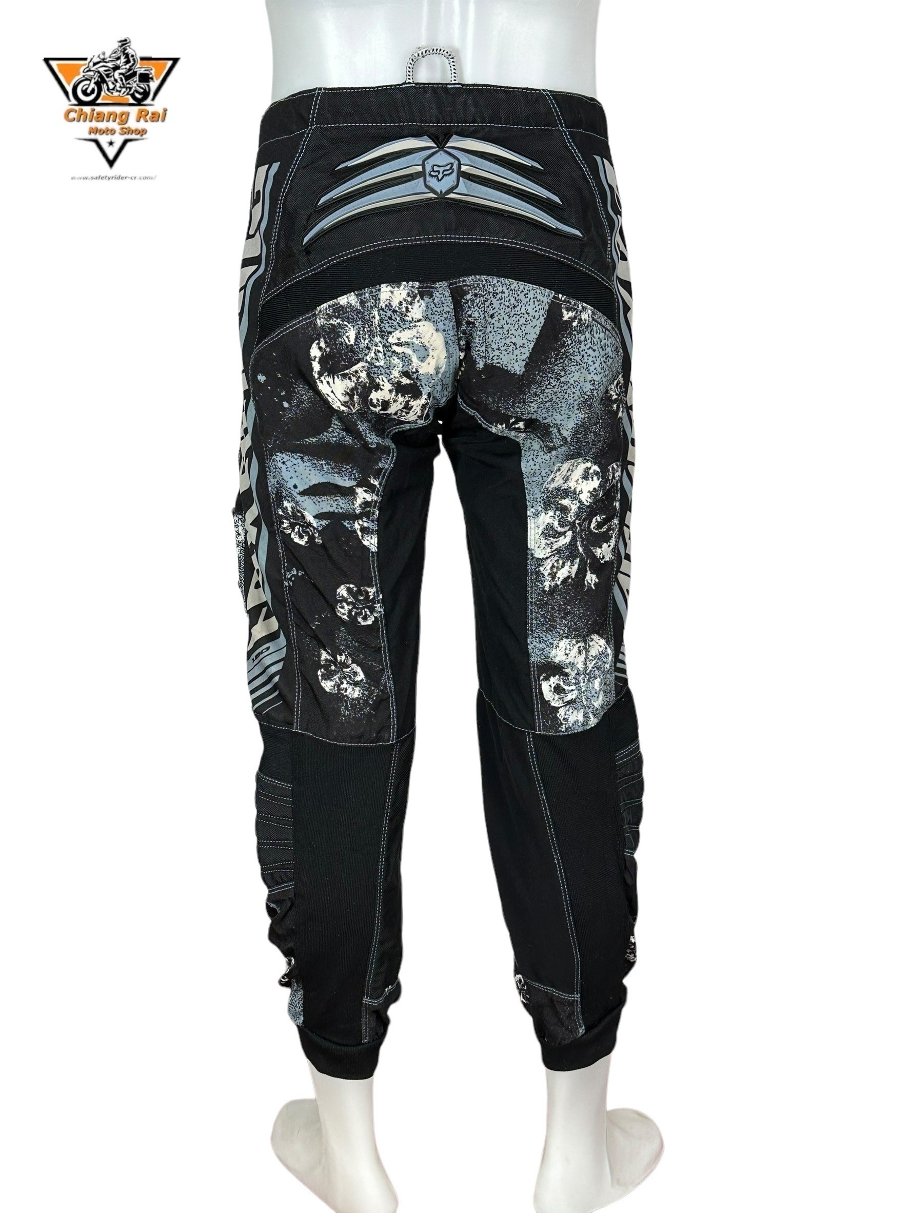 กางเกงขี่มอเตอร์ไซด์ ( มือสอง ) E&A 652: เอว 30" ยาว 27" **FOX**