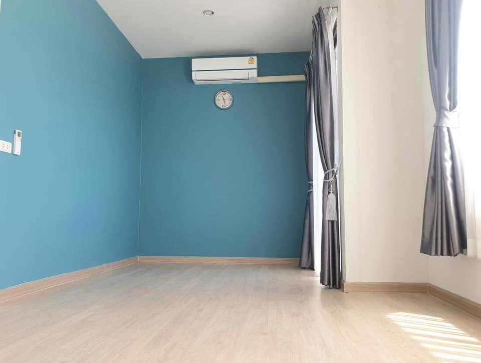 ให้เช่าทาวน์โฮม 2 ชั้น ใกล้สมบัติบุรี บางบัวทอง