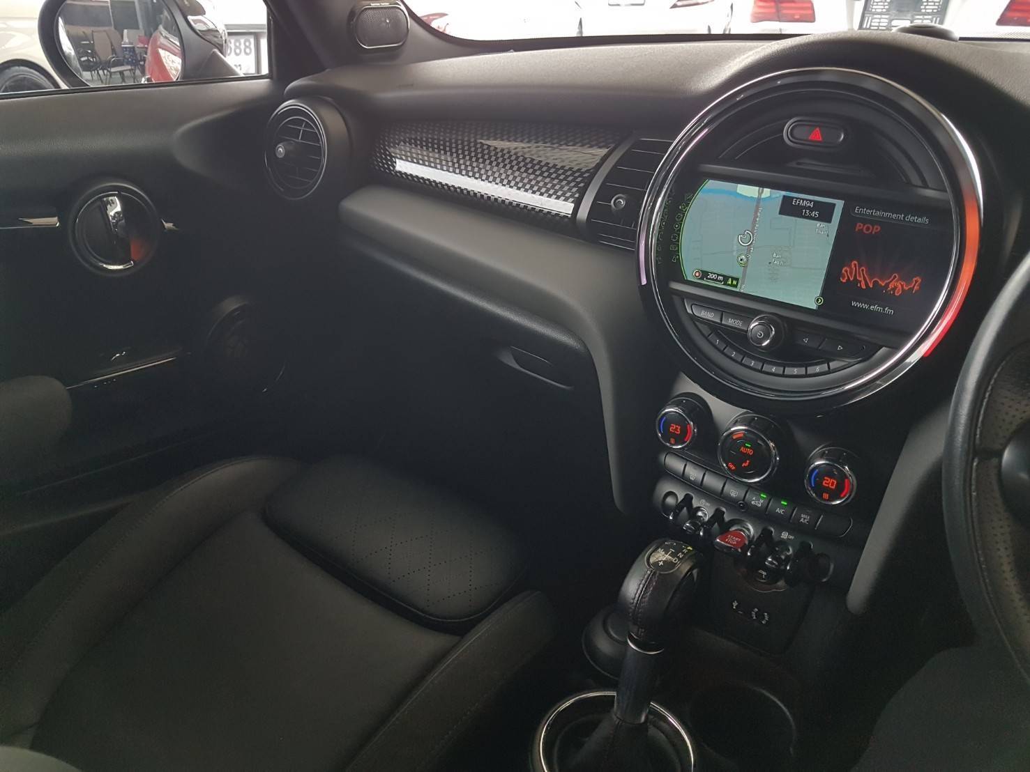 Mini Cooper S RHD john ปี 2015
