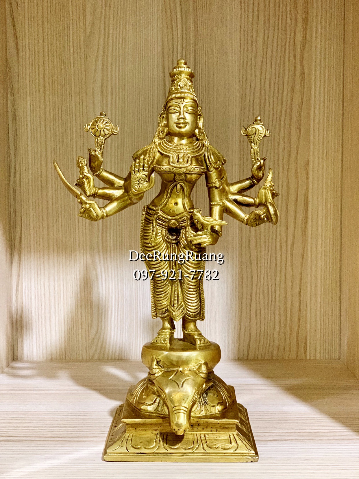 พระแม่ศรีวิษณุดุรไกยอัมมัน ***Vishnu-Durgai Amman***