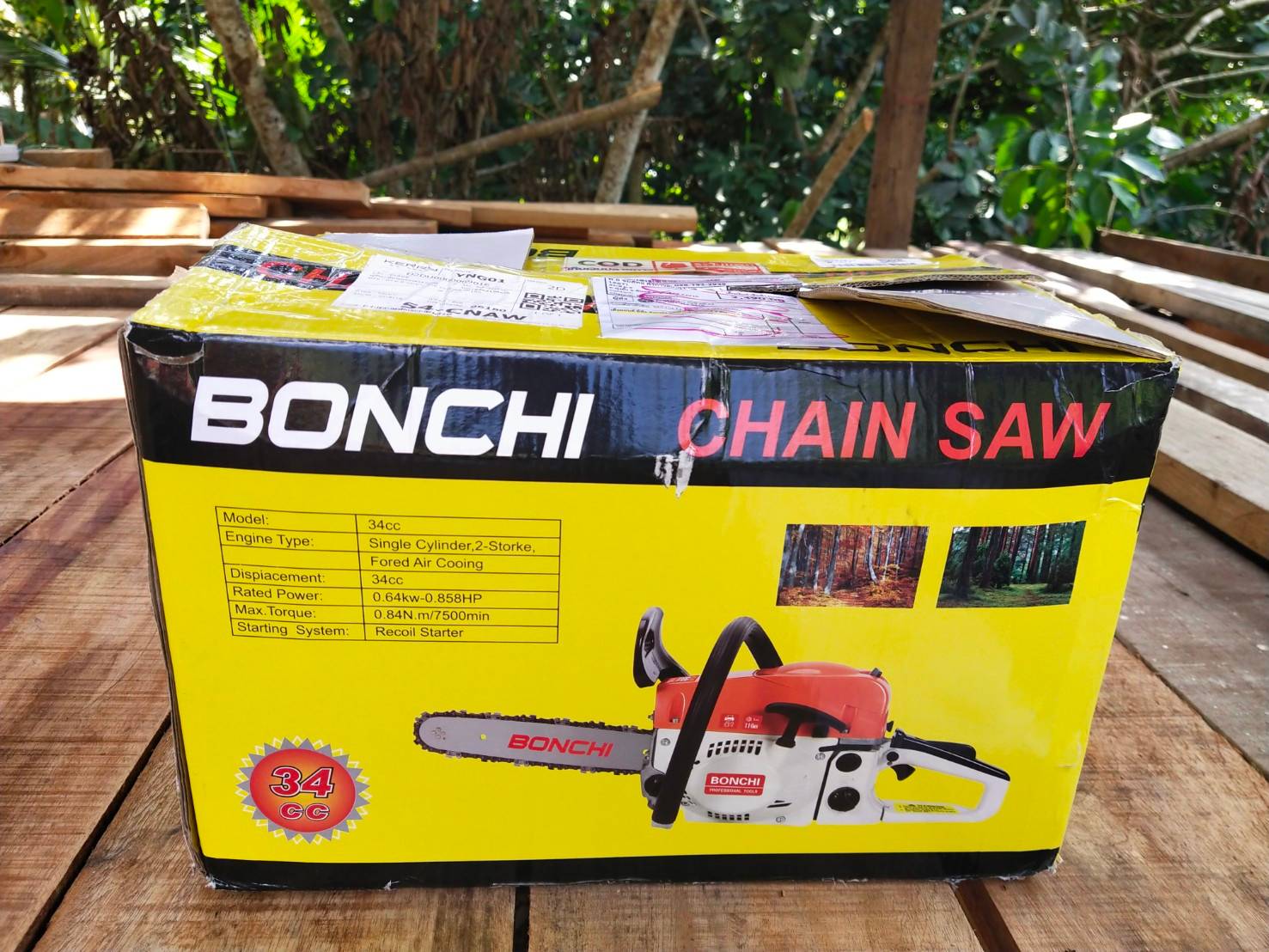 เลื่อยยนต์ Bonchi รุ่นเครื่องใหญ่ โซ่ 3 เส้น และ บาร์ 2 อัน