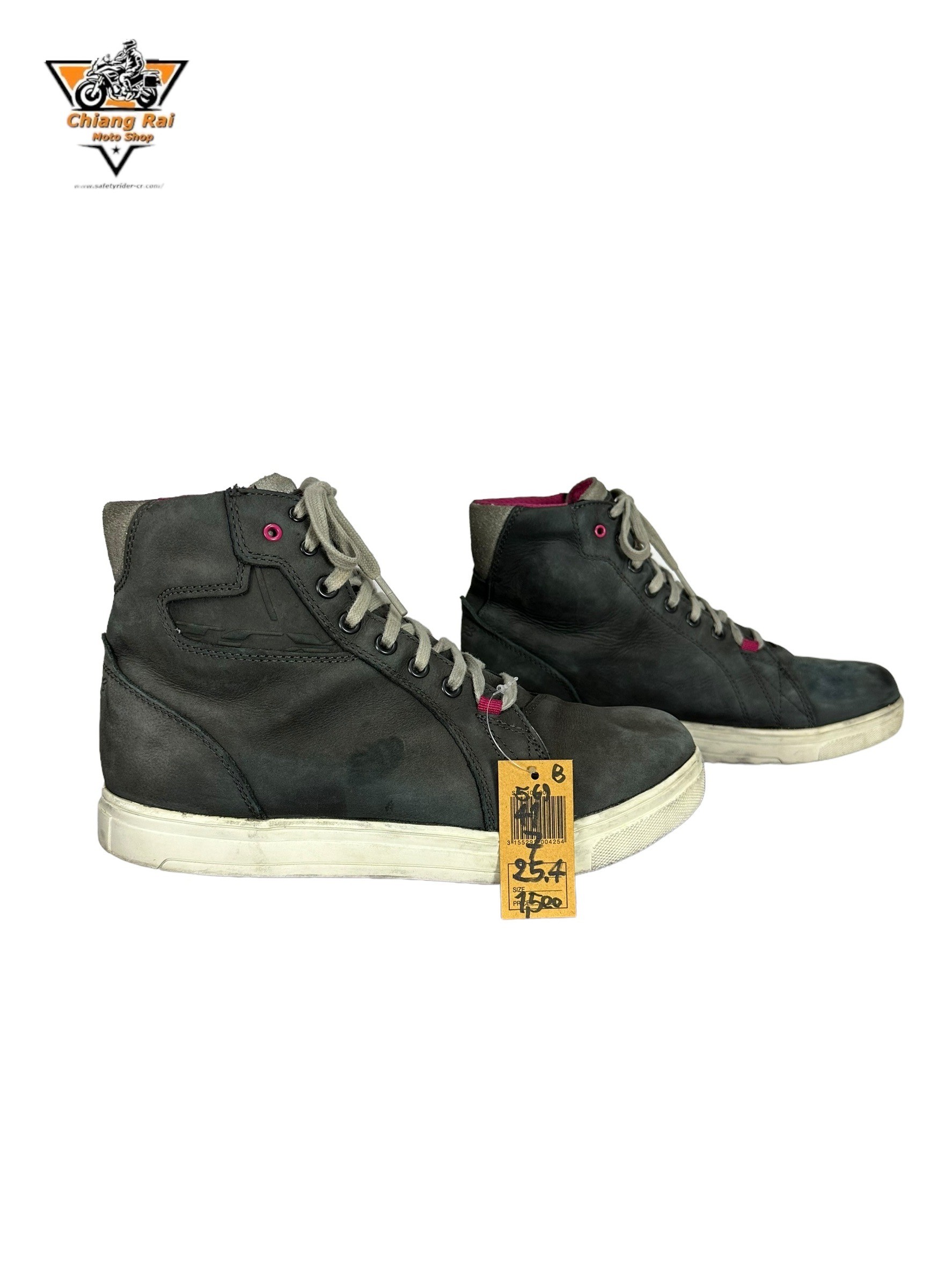 รองเท้าขี่มอเตอร์ไซด์( มือสอง) RCBS-569 Size ขนาดจากป้าย 41:EUR / 7:UK / 25.4:Cm.(TCX)