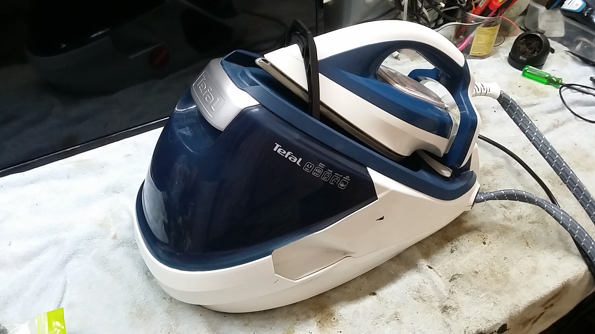 ซ่อมเตารีดไอน้ำ ยี่ห้อ TEFAL รุ่น GV7830 อาการไอน้ำไม่ออก
