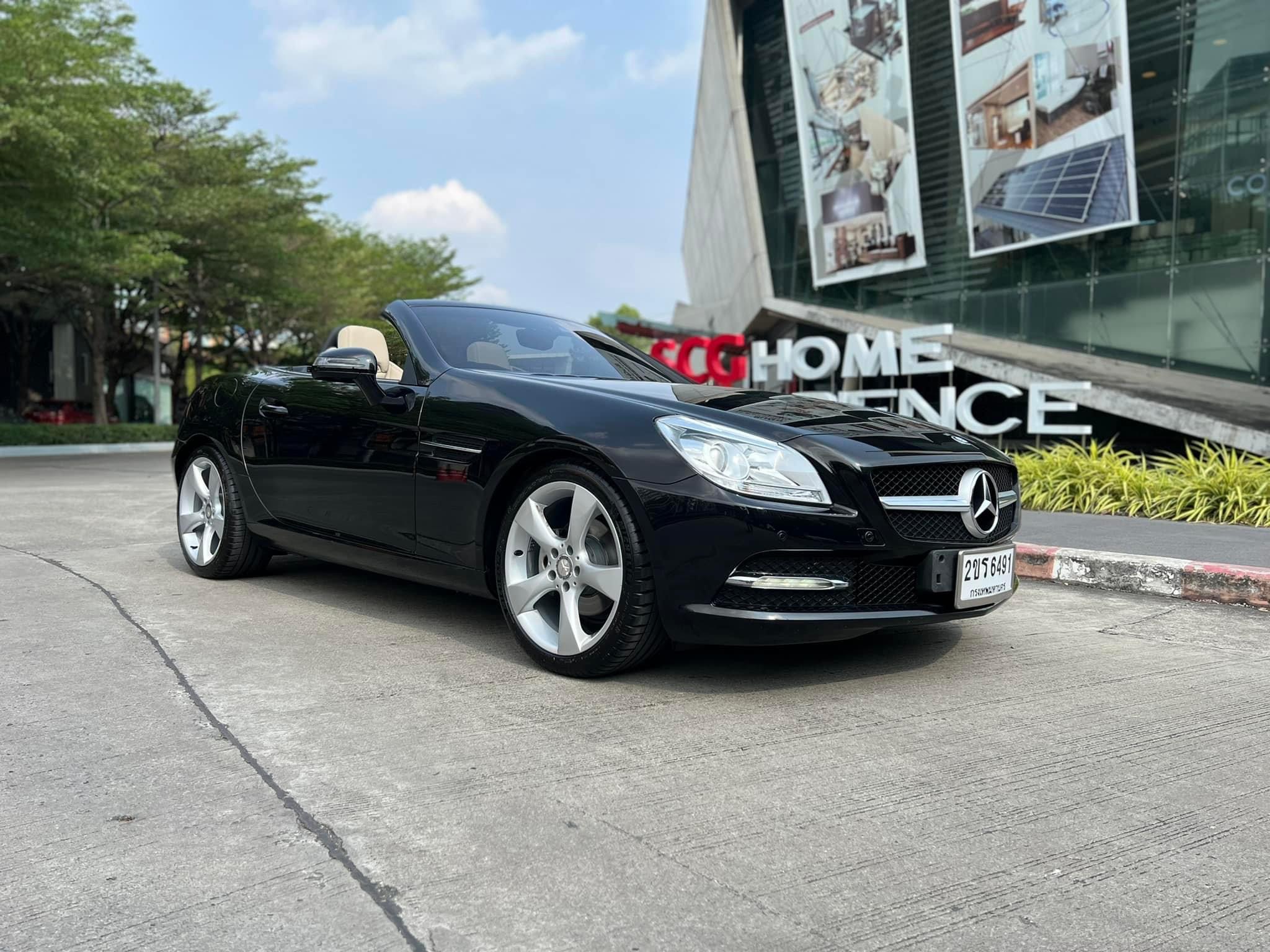 BENZ SLK200 ปี 2012