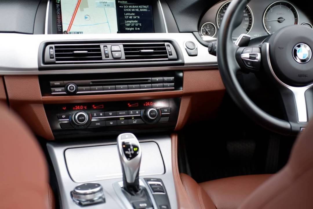 Bmw 525d M sport โฉม Lci Diesel ปี 2014 จด 17