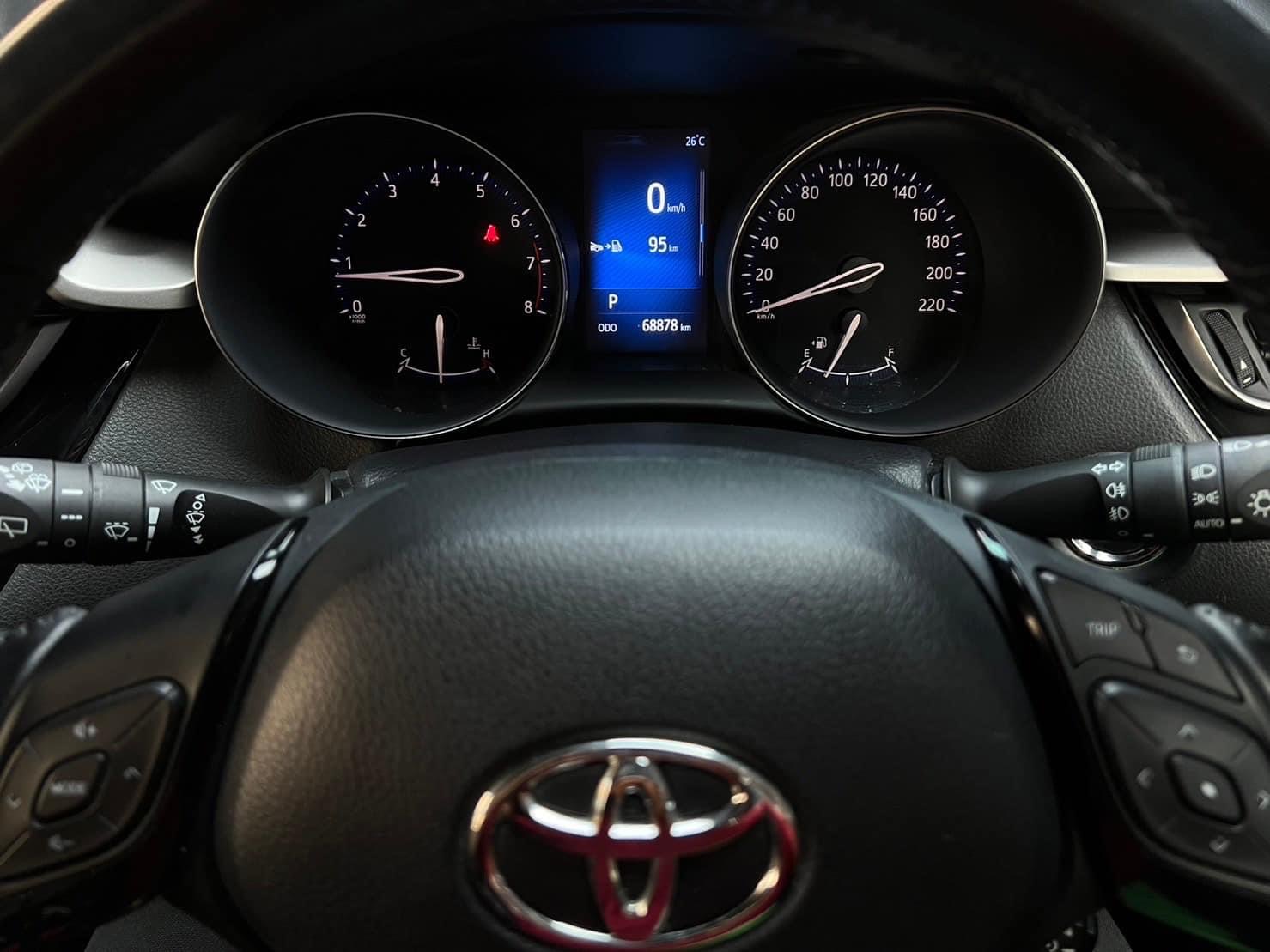 TOYOTA CHR 1.8 มือเดียว ปี 2018