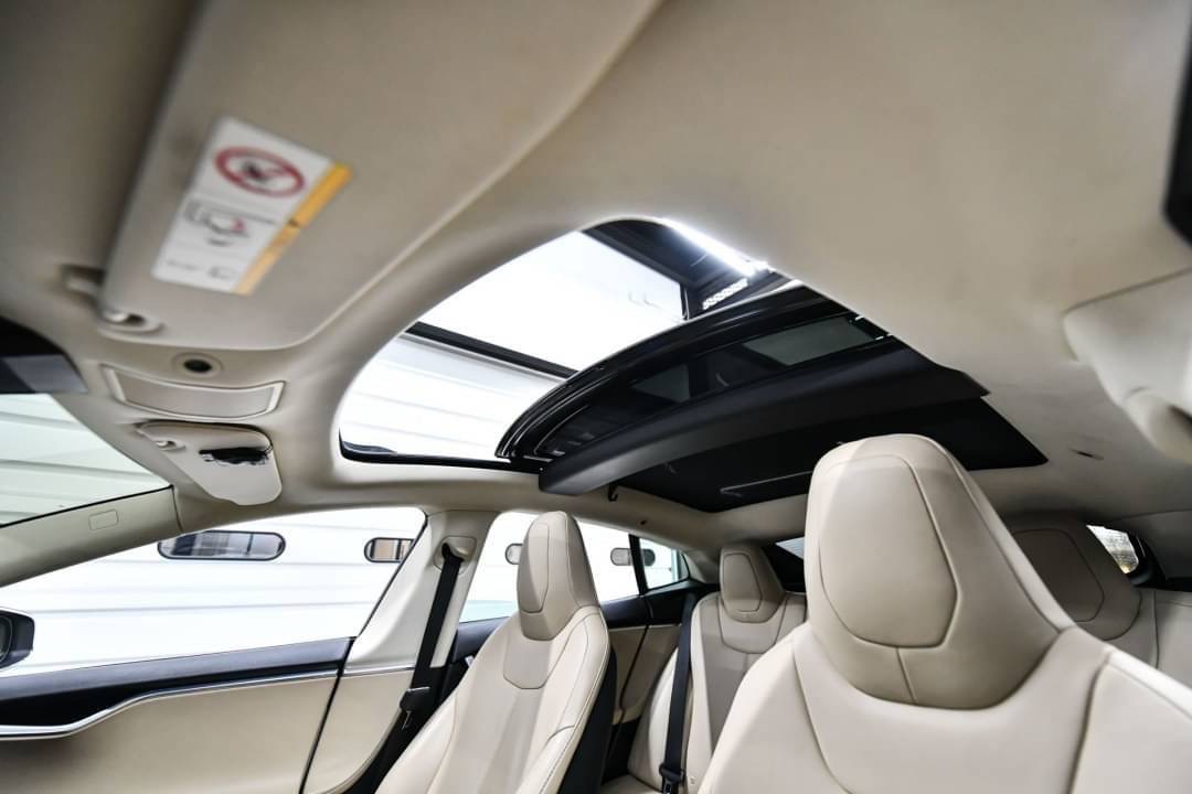TESLA MODEL S P85D ปี 2015