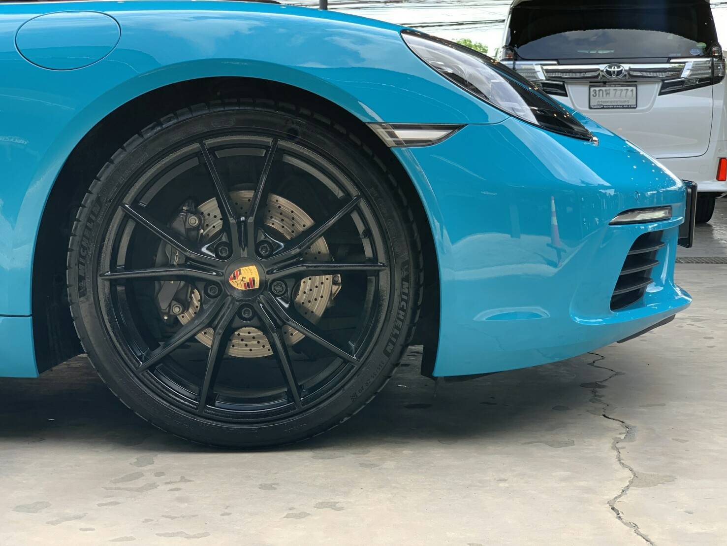 Porsche Cayman 718 Miami Blue ปี 2017