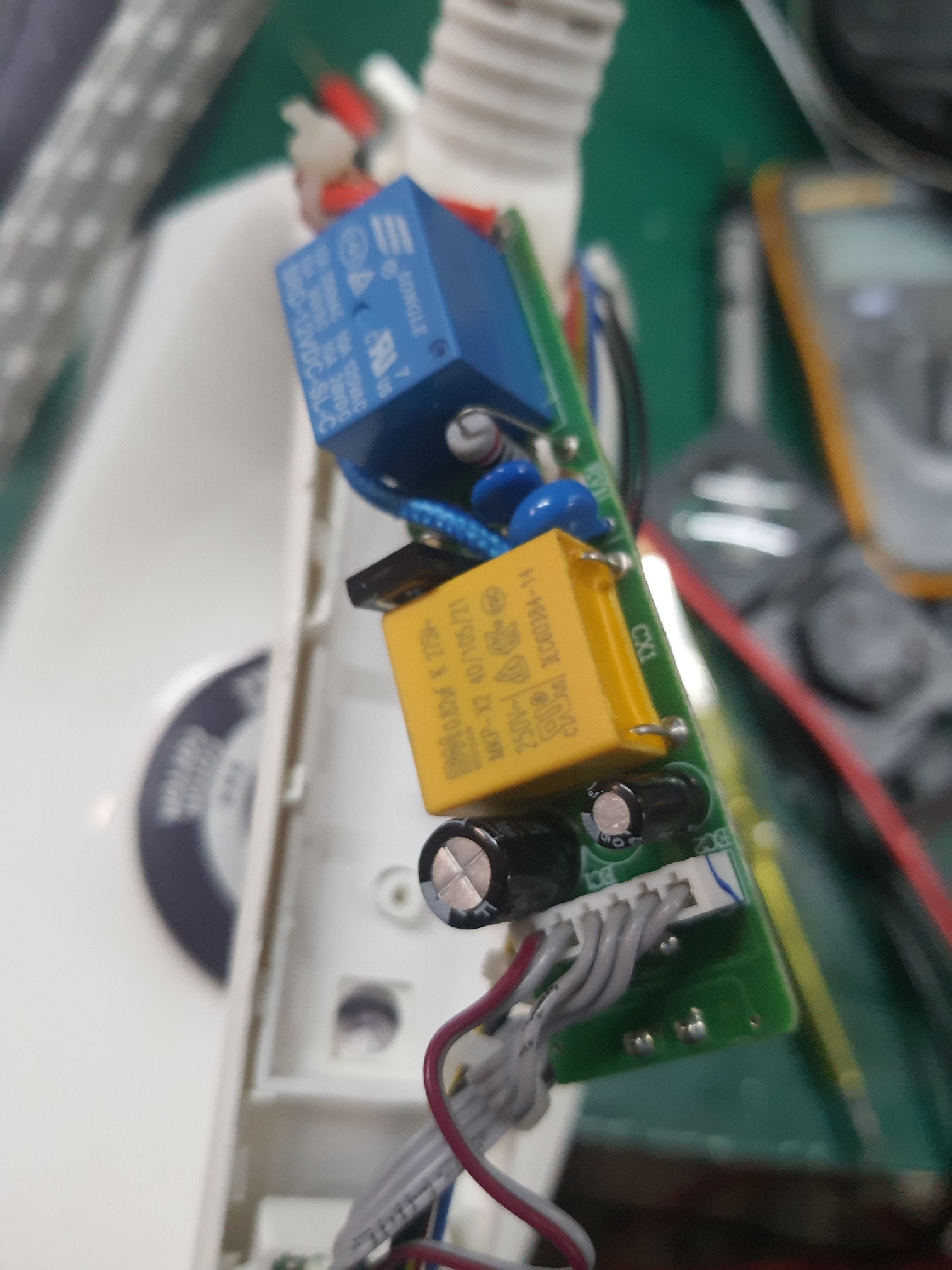 ซ่อมเตารีดไอน้ำ ยี่ห้อ PHILIPS รุ่น HI-5914 อาการเครื่องเปิดติดแต่ไม่ร้อน