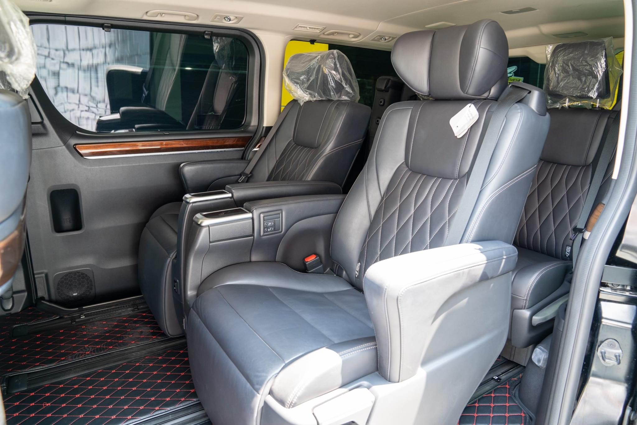 Toyota Majesty 2.8 Grande ปี 2020