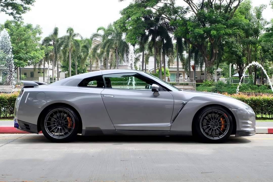 Nissan R35 GTR UK-Spec Minorchange ปี 2011