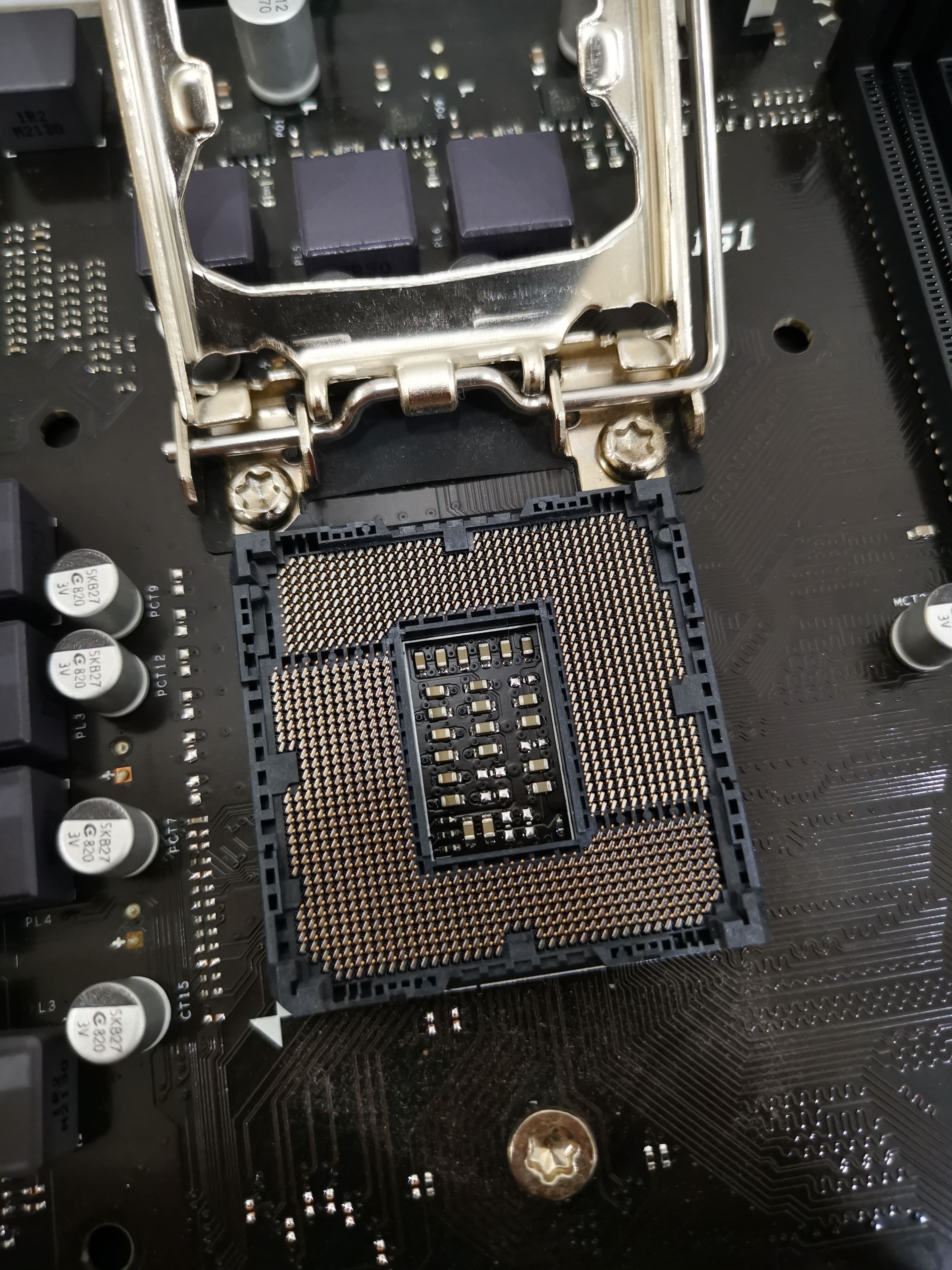 เซ็ตมัดรวม บอร์ด TB360 + ซีพียู i5 9400F