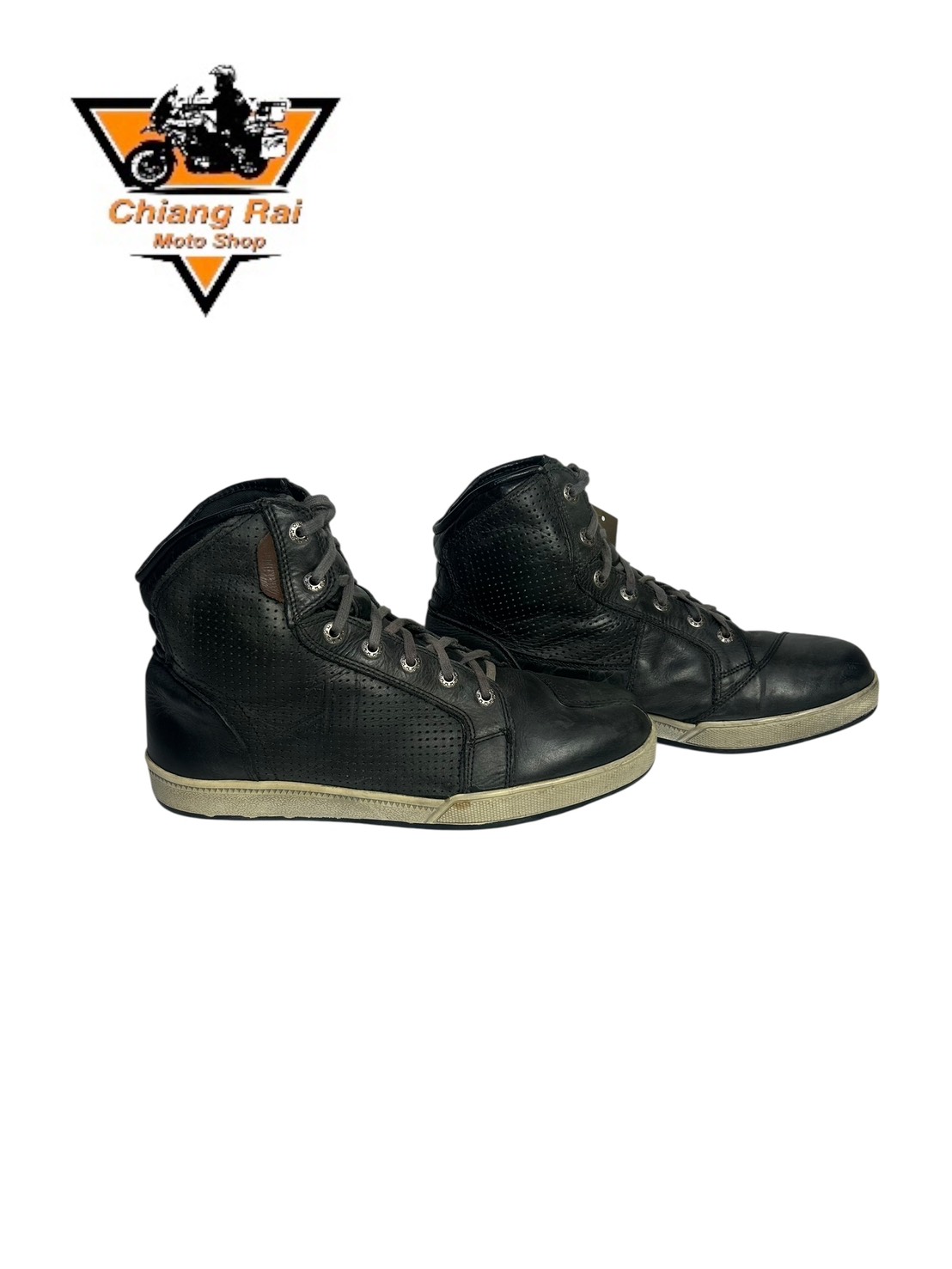 รองเท้าขี่มอเตอร์ไซด์( มือสอง) RCBT-105 Size ขนาดจากป้าย 43:EUR / 9:UK / 27.5:Cm.(MODEKA)