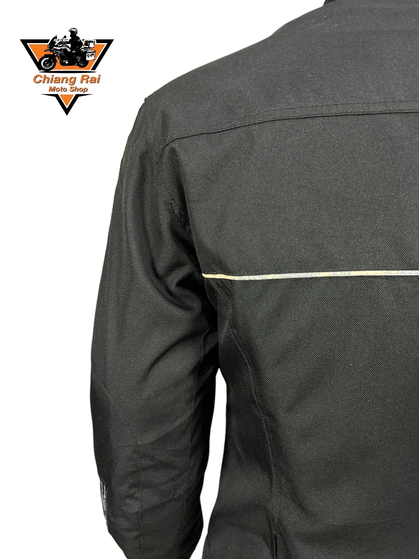 เสื้อขี่มอเตอร์ไซด์( มือสอง) RCSA 974 : อก 40-42" ยาว 23" (XL) **MIKE**