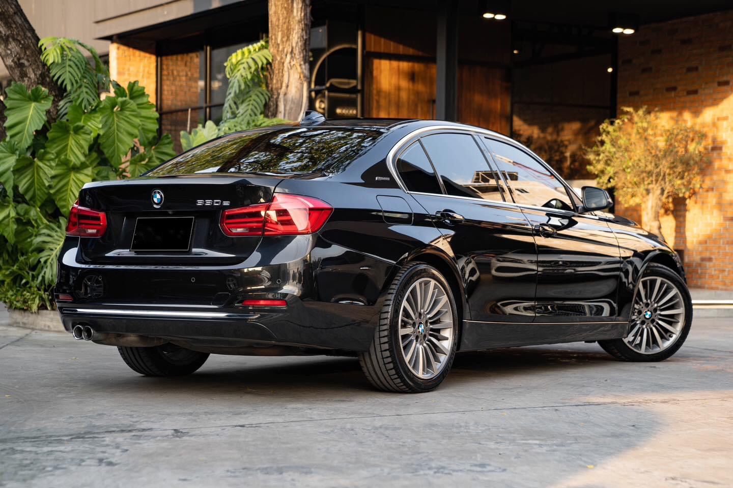 BMW 330e Luxury Plugin-Hybrid รุ่นF30 ปี 2017