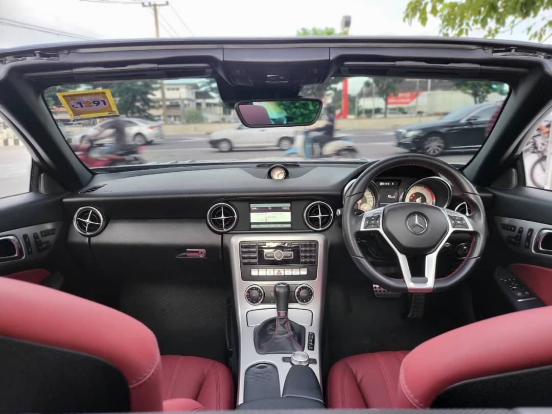 MERCEDES-BENZ SLK200 AMG Sport Roadster (R172) ปี 2017