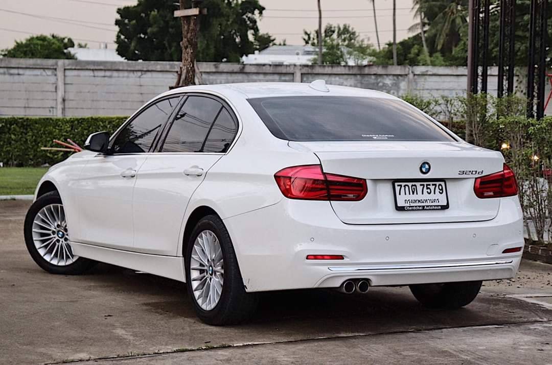 BMW 320d LCI (เครื่องดีเซลรุ่นใหม่ minor-change) ปี 2017