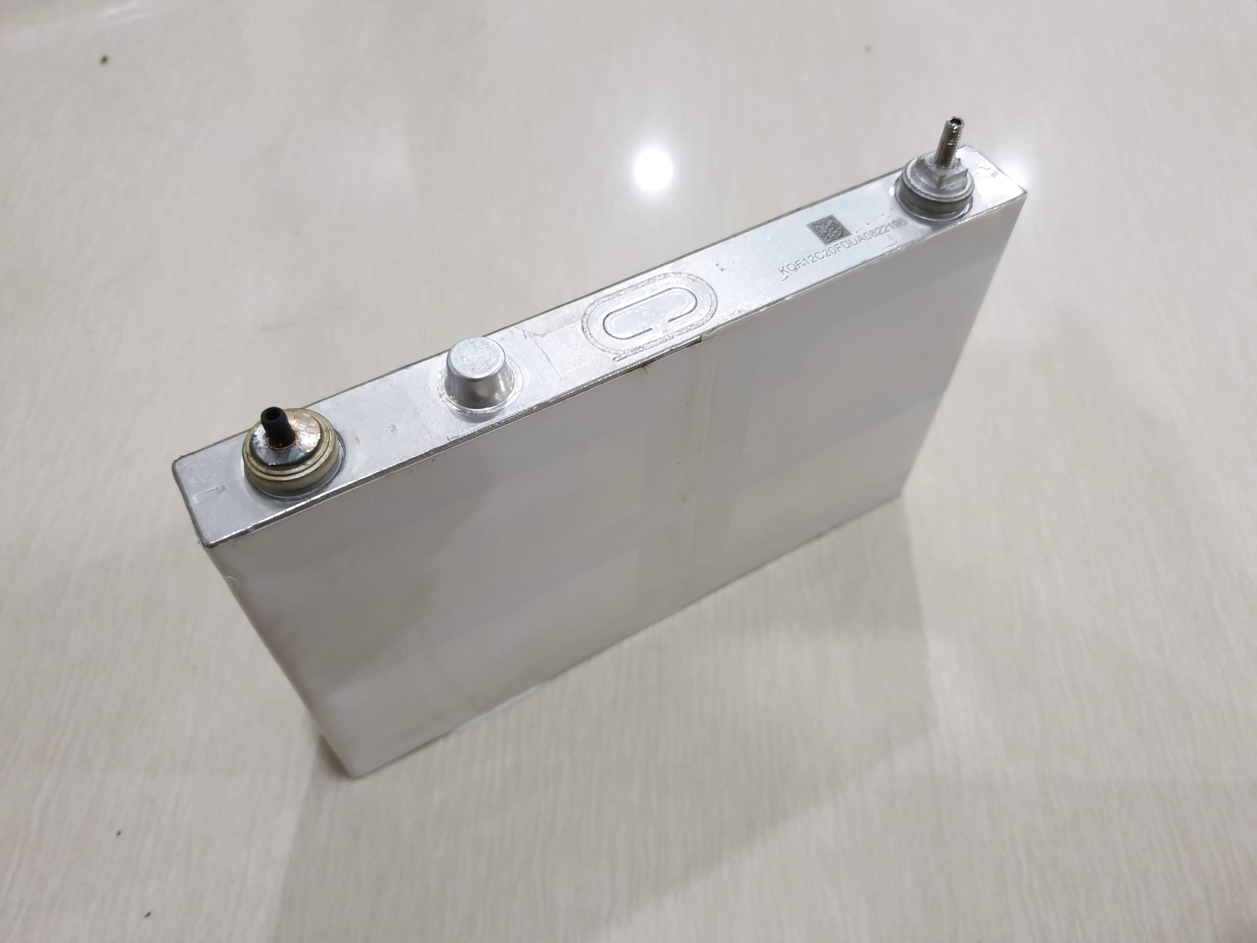 Battery lithium phosephase lifepo4 BYD 3.2v 23Ah