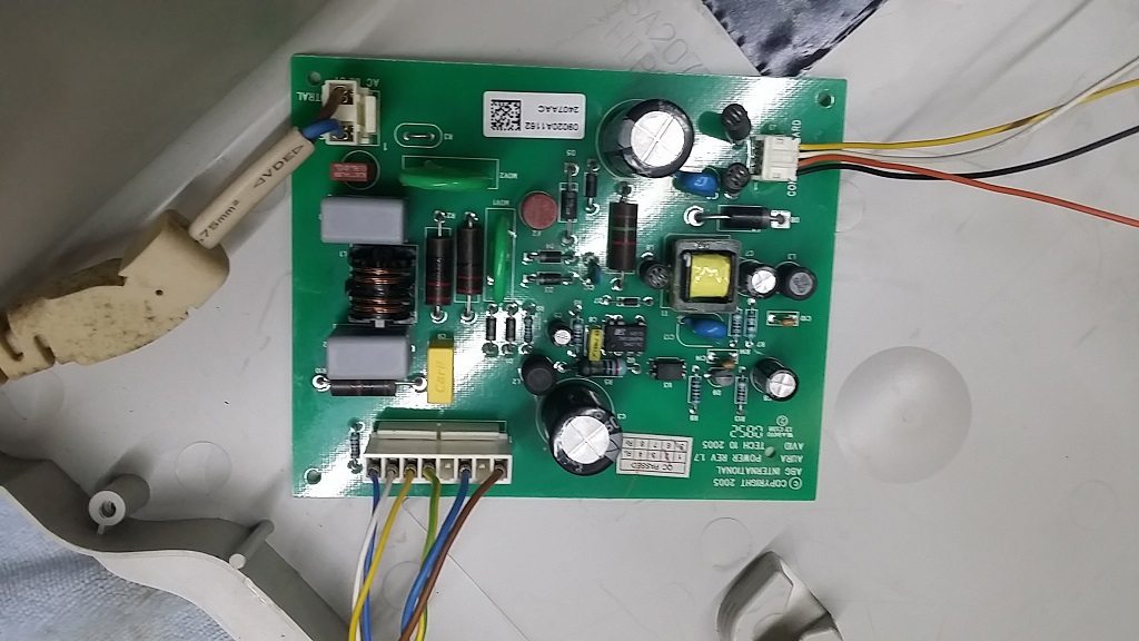 ซ่อมเครื่องฟอกอากาศ ยี่ห้อ AMWAY รุ่น 101076TH อาการมอเตอร์ไม่หมุน