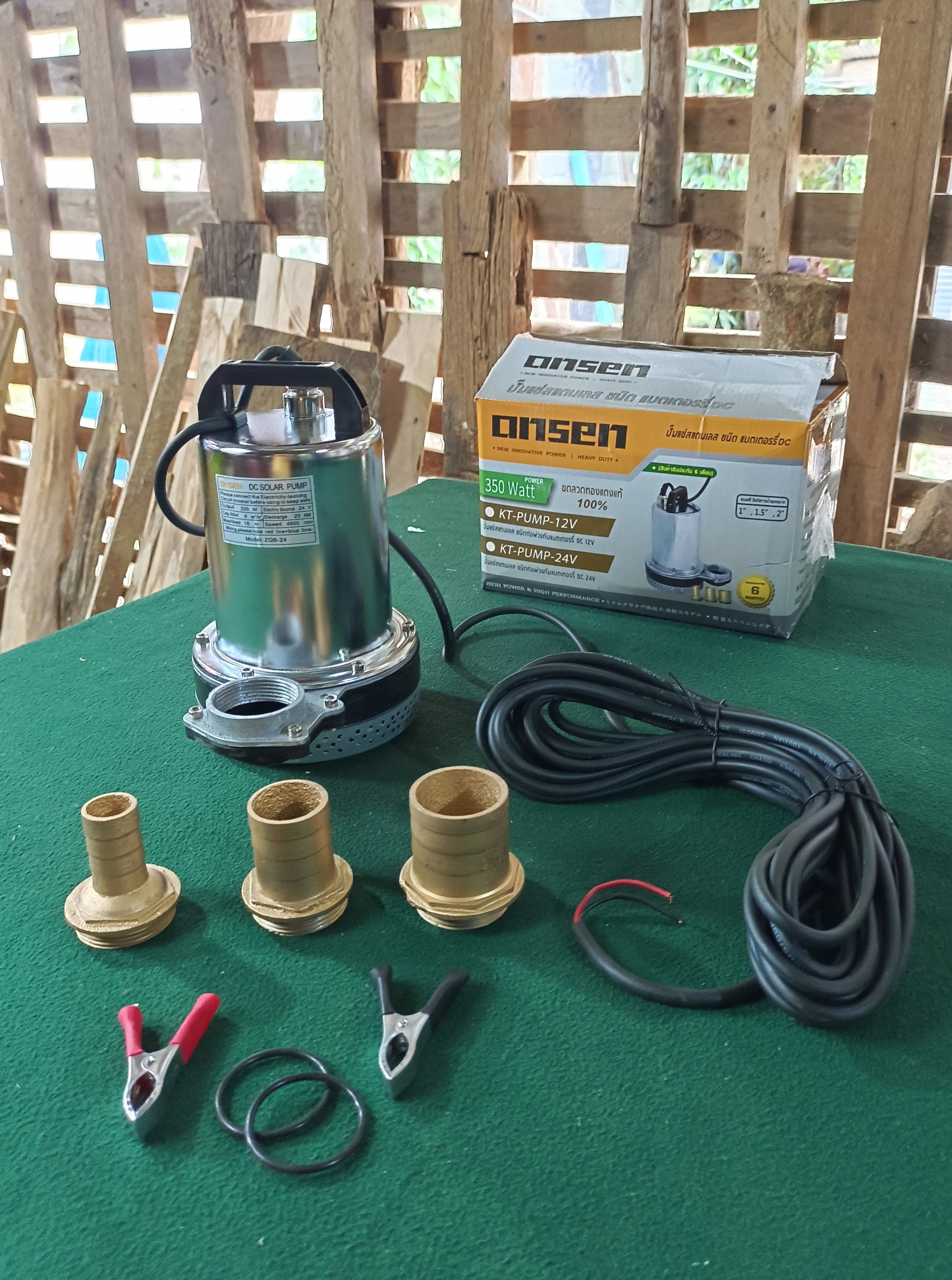ปั้มไดโว่ แสตนเลส Onsen 24V แถมตัวคีบแบต 1 คู่ ท่อ 3 ขนาด แบบทองเหลือง สายยาว 5 เมตร