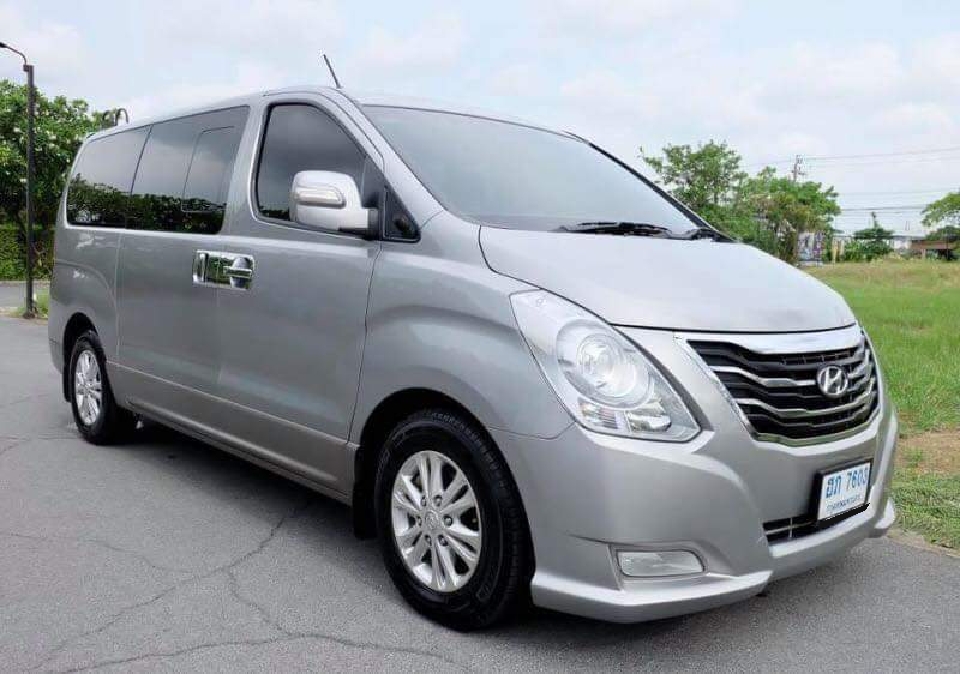 Hyudai H1 Deluxe ปี 2013