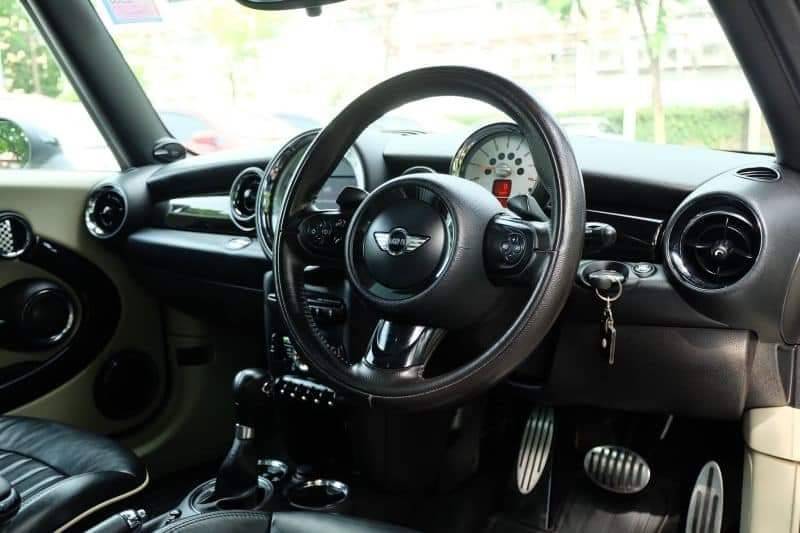 Mini Cooper S R56 LCi ปี2011