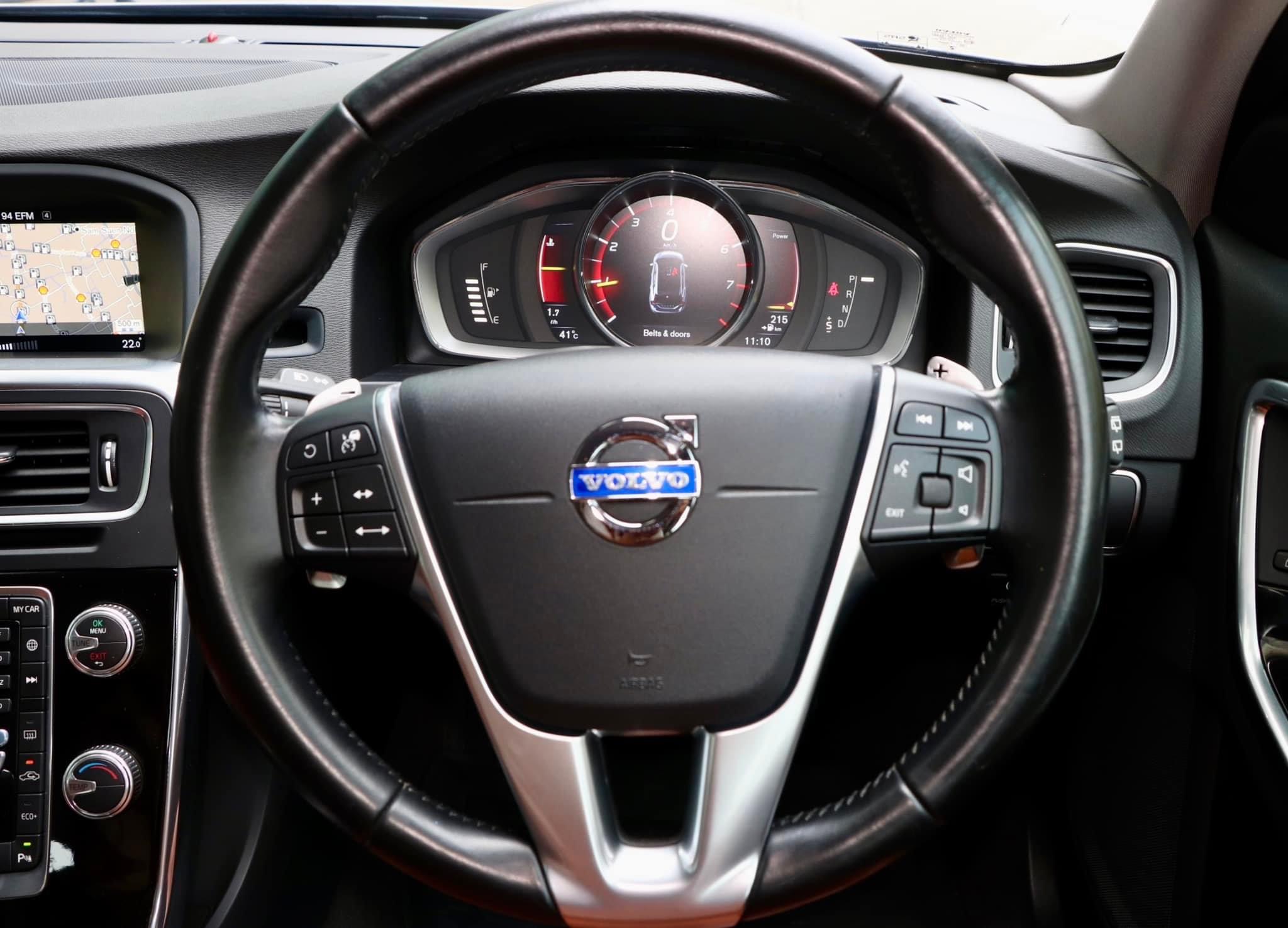 VOLVO V60 2.0T5 Navi ปี2015