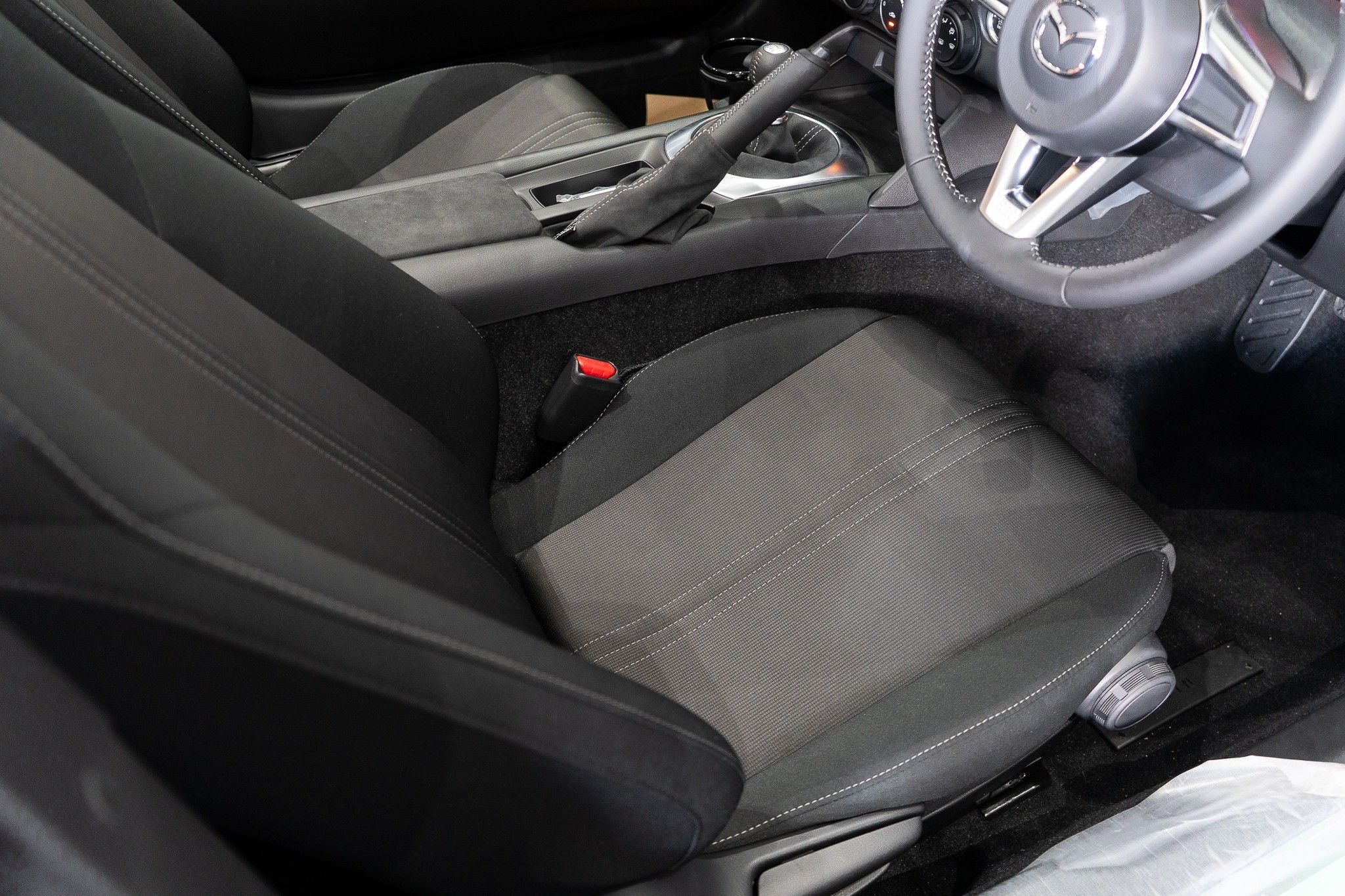 Mazda MX-5 1.5 convertible MT 2023 จดทะเบียน2025 (ป้ายแดง)