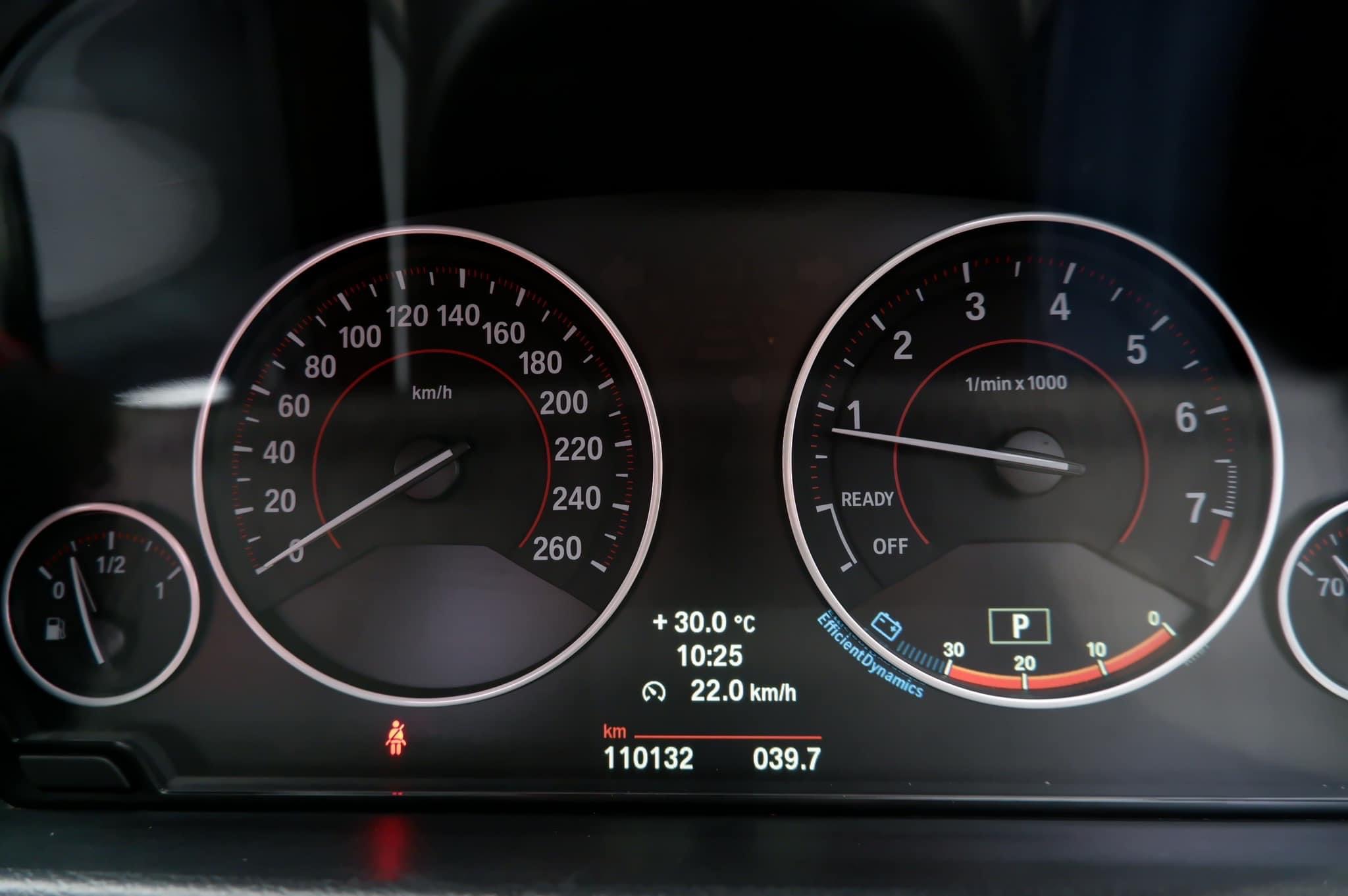 Bmw F30 320i Sport Package ปี 2013