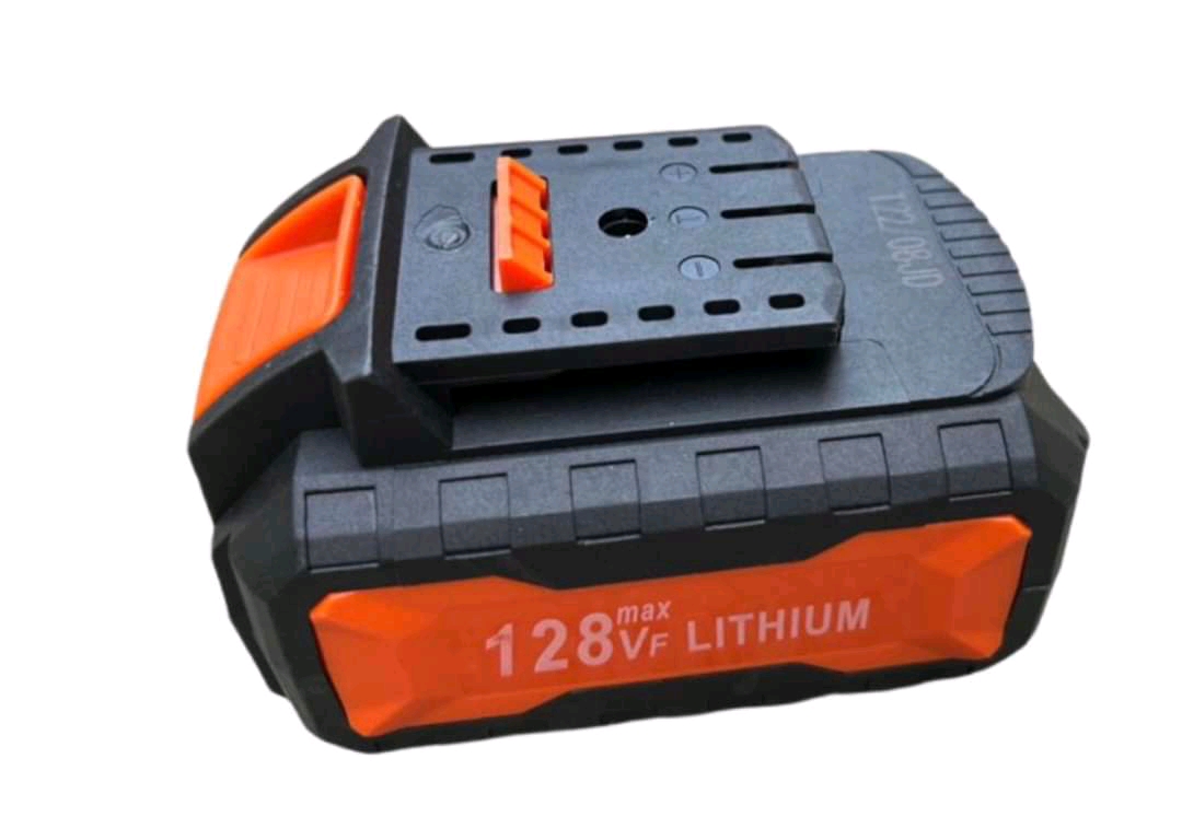 แบตเตอรี่ก้อนใหญ่ 3 เขี้ยว 128V