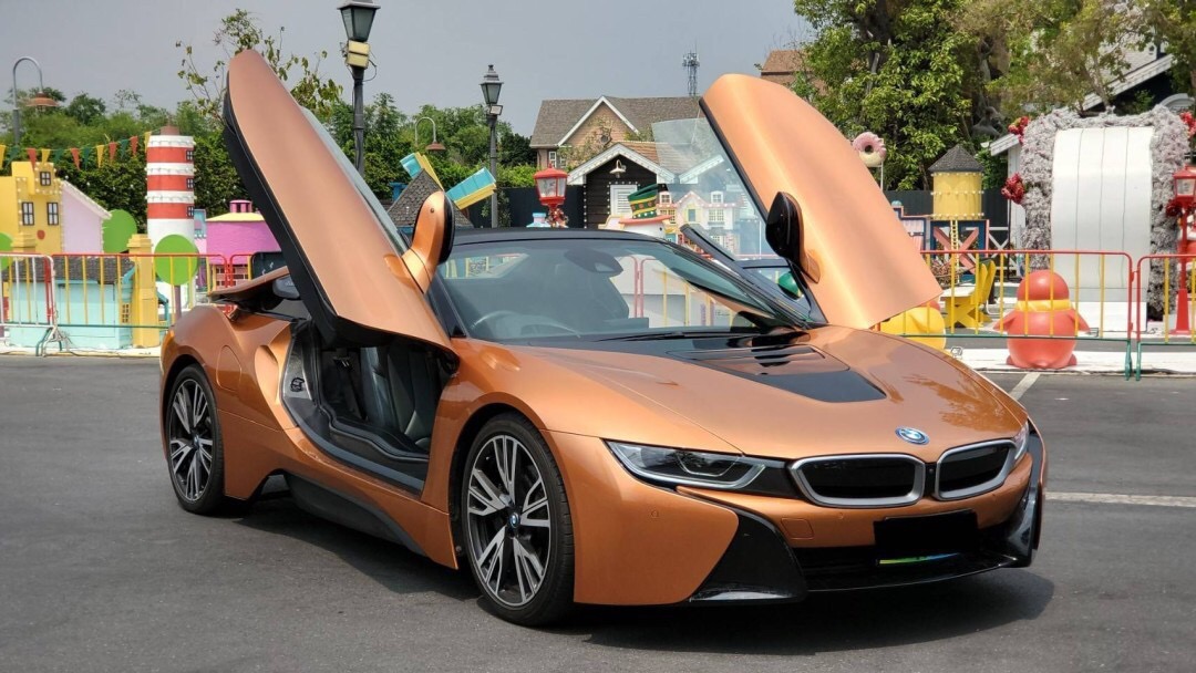 BMW i8 Roadster ปี 2018