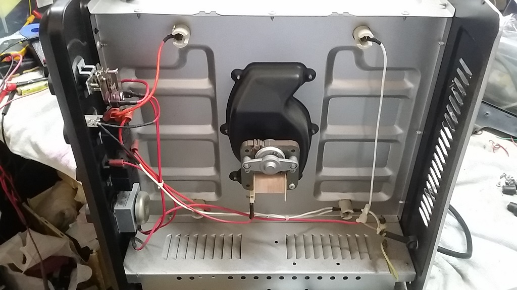 ซ่อมเตาอบไฟฟ้า ยี่ห้อ HOUSE WORTH รุ่น HW-EO03 อาการความร้อนได้ไม่ถึง