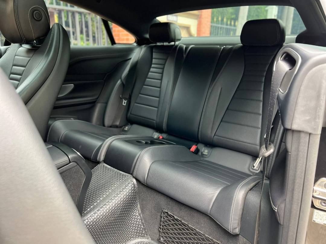 Mercedes BENZ E300 Coupe 2.0 AMG Dynamic ปี 2018