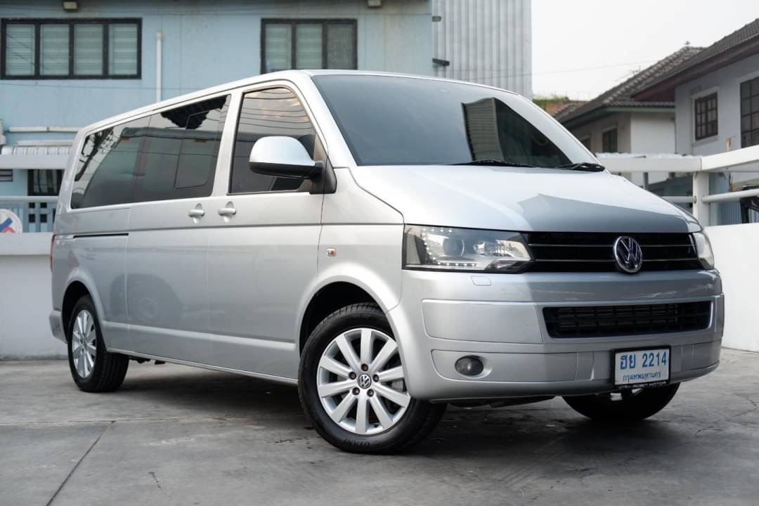 Volkswagen Caravelle 2.0 TDI ปี 2013