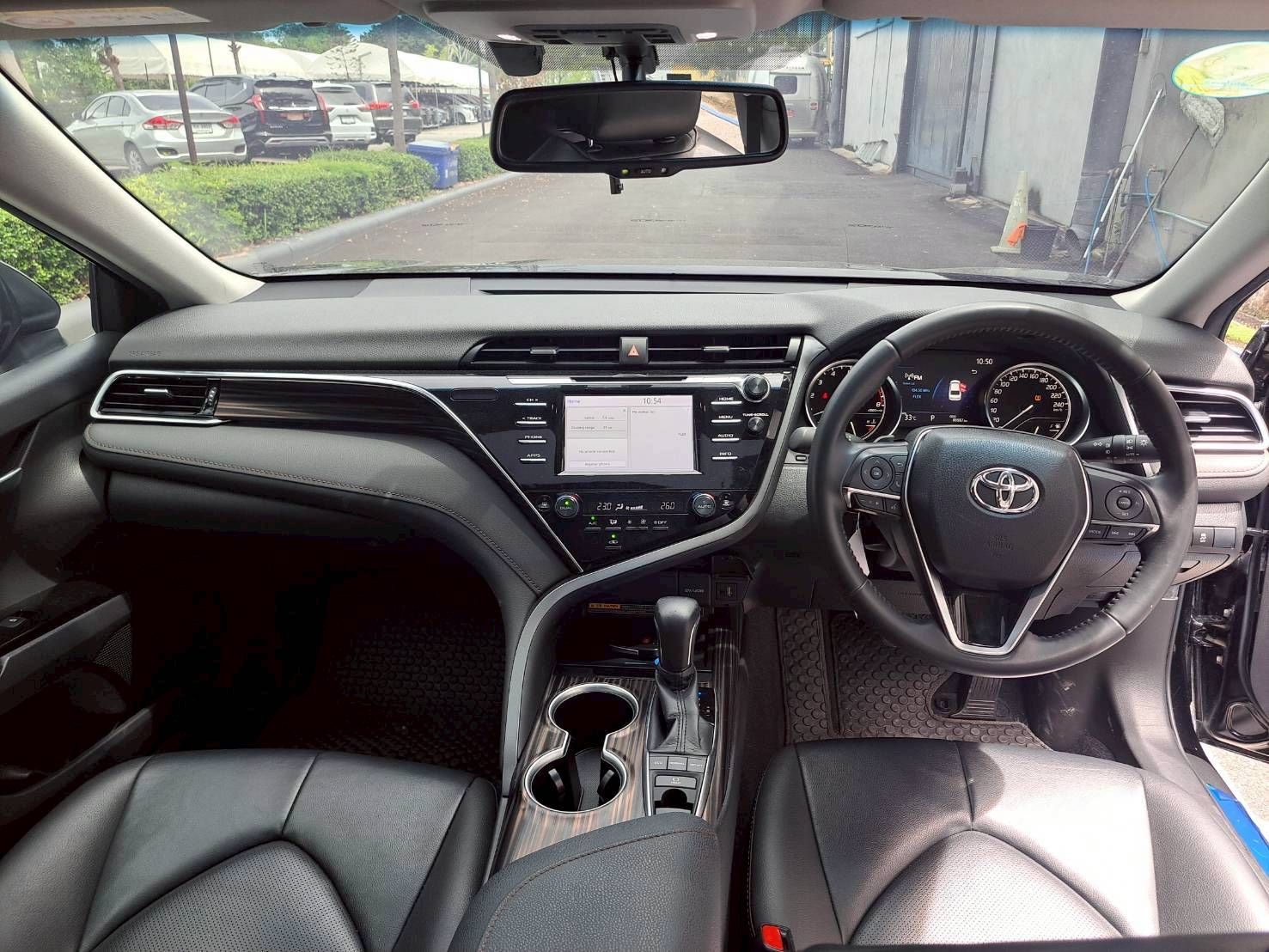 Toyota Camry 2.5G sunroof สีดำ ปี 2019