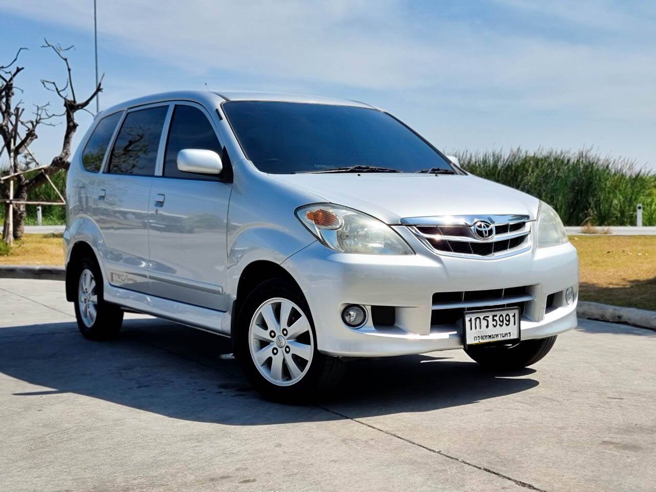 TOYOTA AVANZA, 1.5 S ปี2011