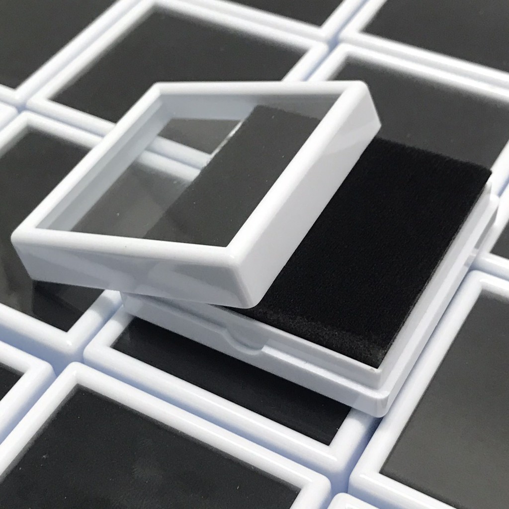 กล่องใส่พลอย,กล่องใส่เพชร,กล่องใส่อัญมณี ขนาด4x4,6x6 cm.(20 ใบ/แพ็ค) ด้านในเป็นฟองน้ำอย่างดี