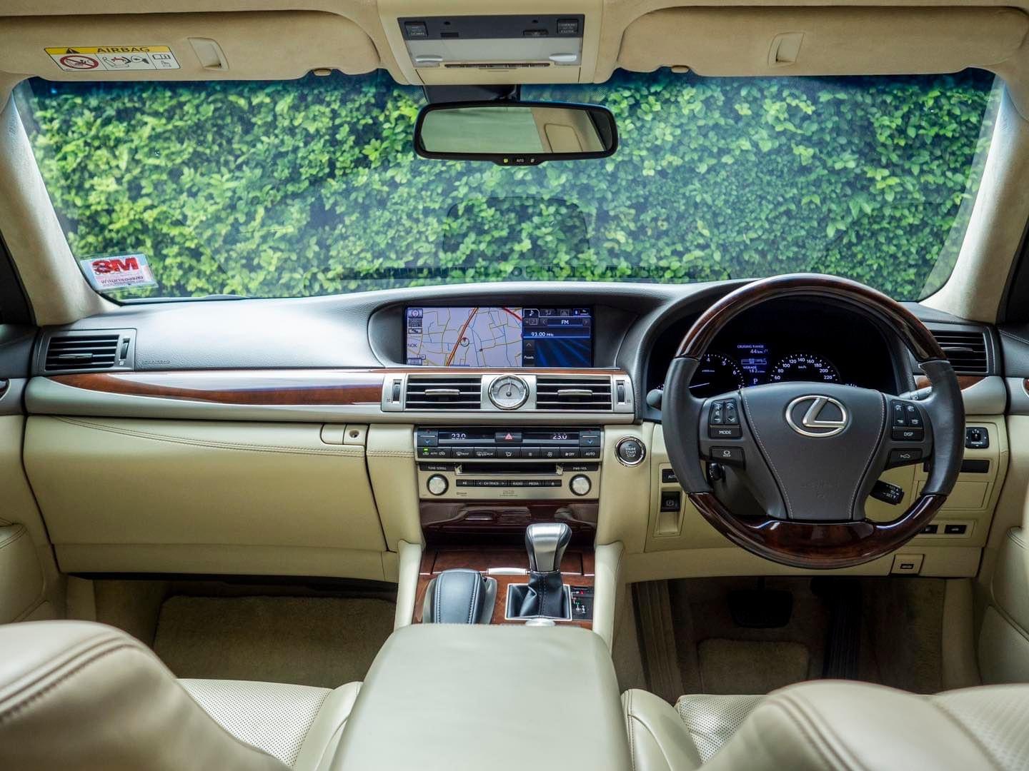 LEXUS LS 460L MC ปี2013