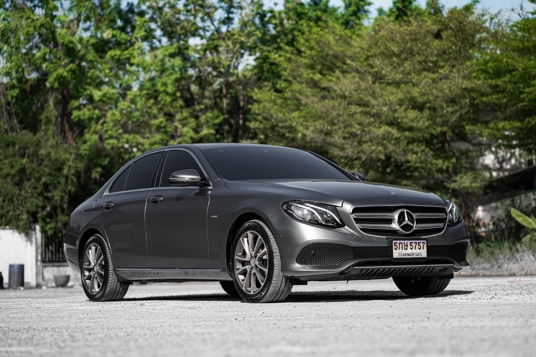 Benz E350e Plug-In Avantgarde ปี 2017