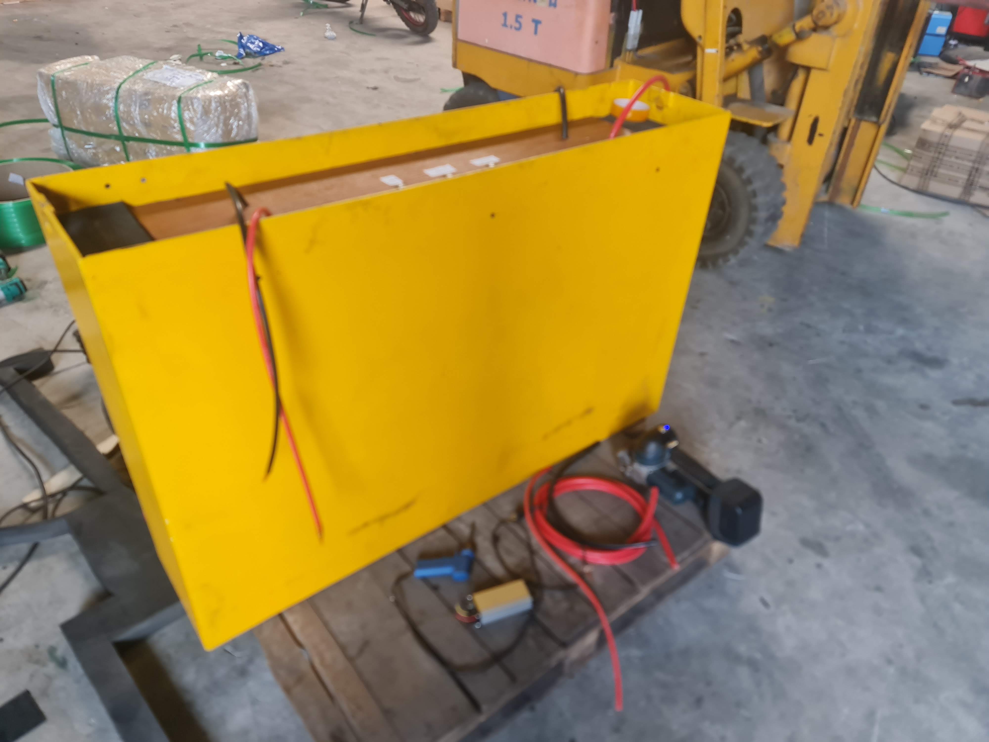 แบตเตอรี่สำหรับรถยกไฟฟ้า forklift 48v 320Ah