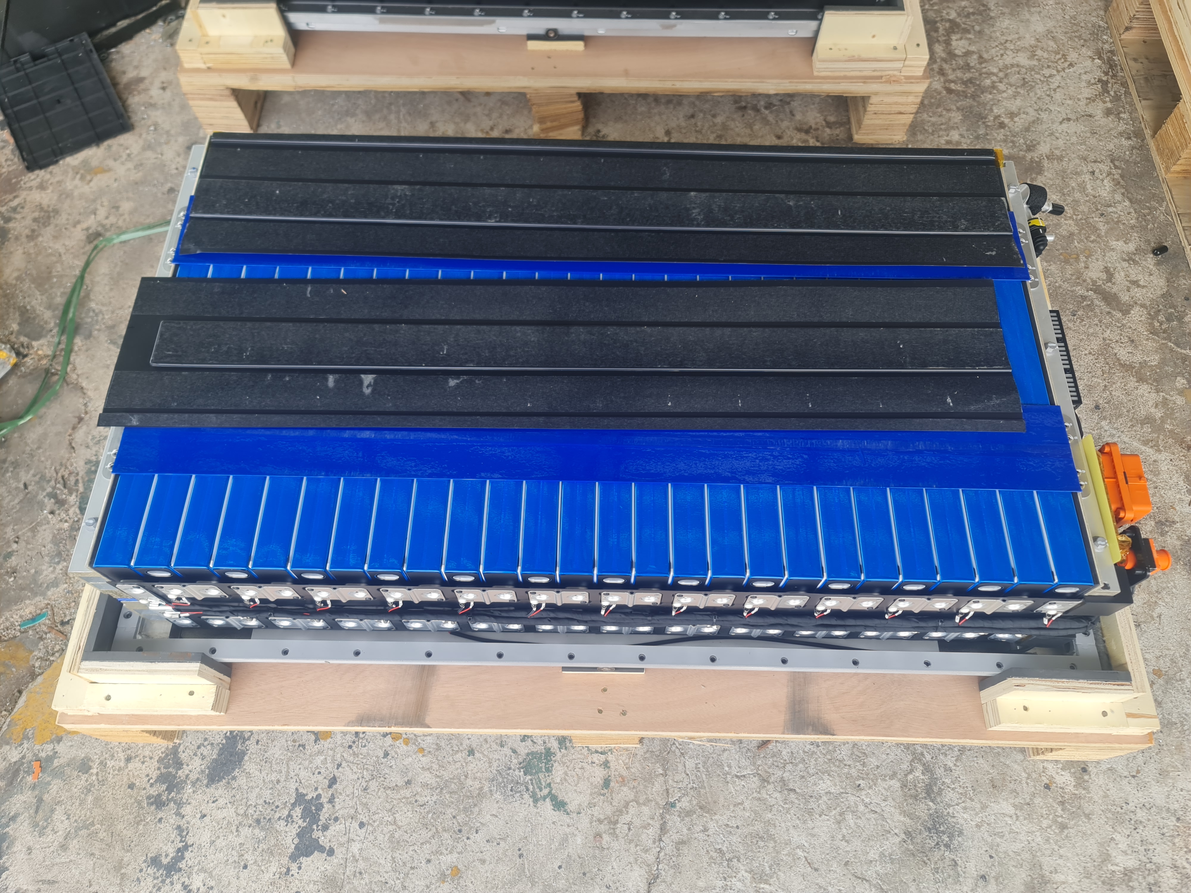 แบตเตอรี่ลิเทียม ประกอบแบตโฟคลิฟท์ตามสั่ง รถยกไฟฟ้า forklift 24v 48v