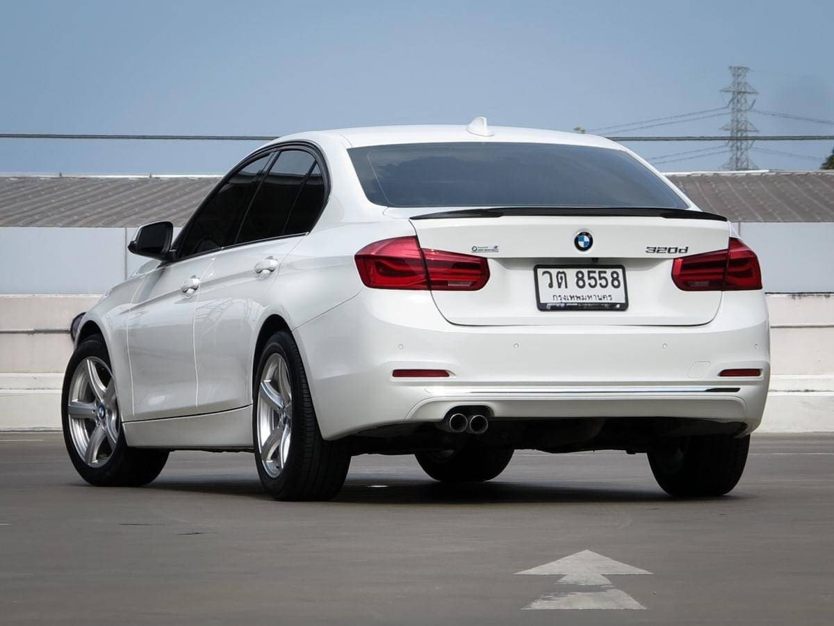 BMW 320d Lci ปี 2017
