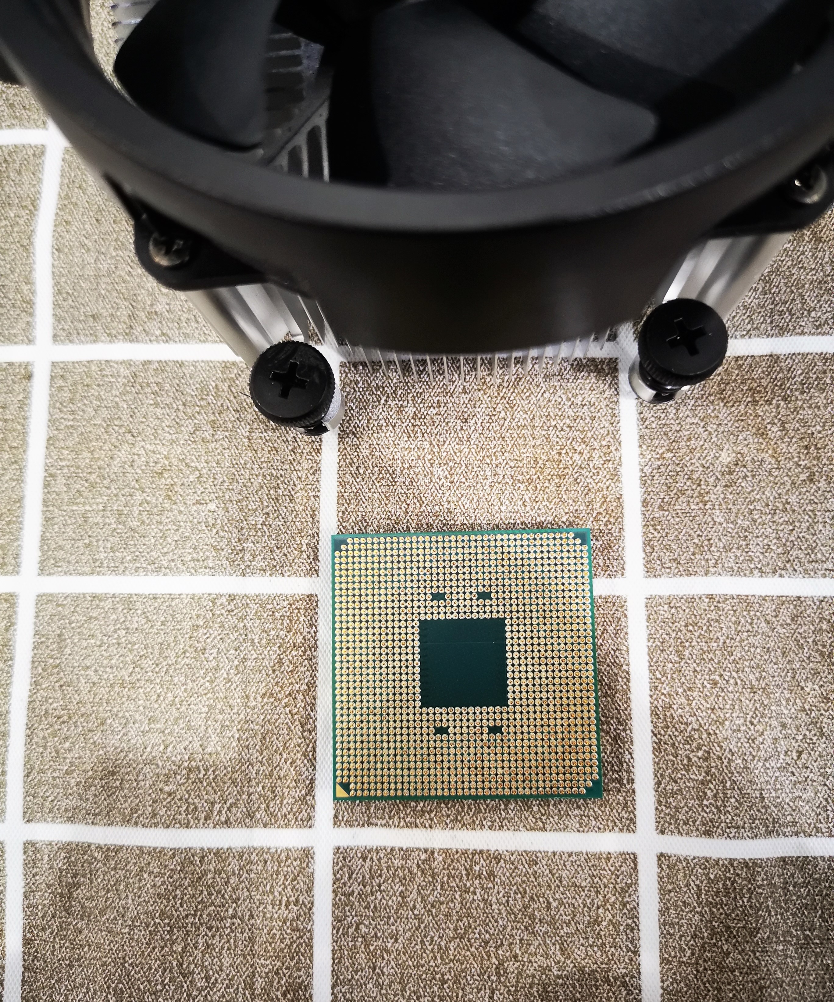 CPU Ryzen R5 3600X
