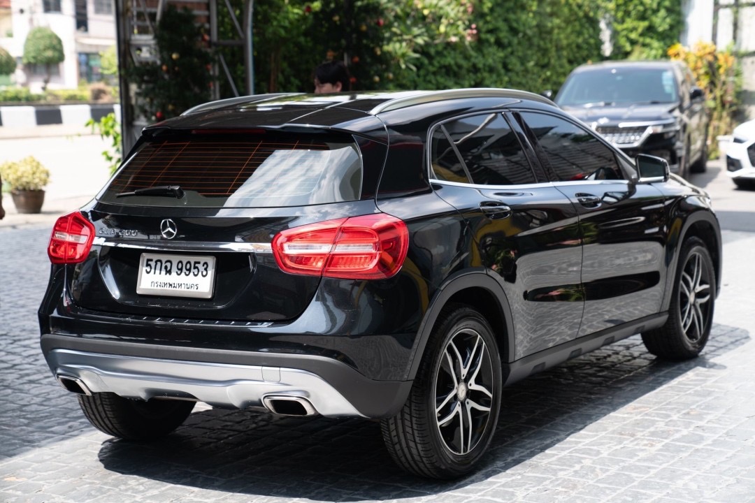 Mercedes- Benz GLA200 ปี 2016