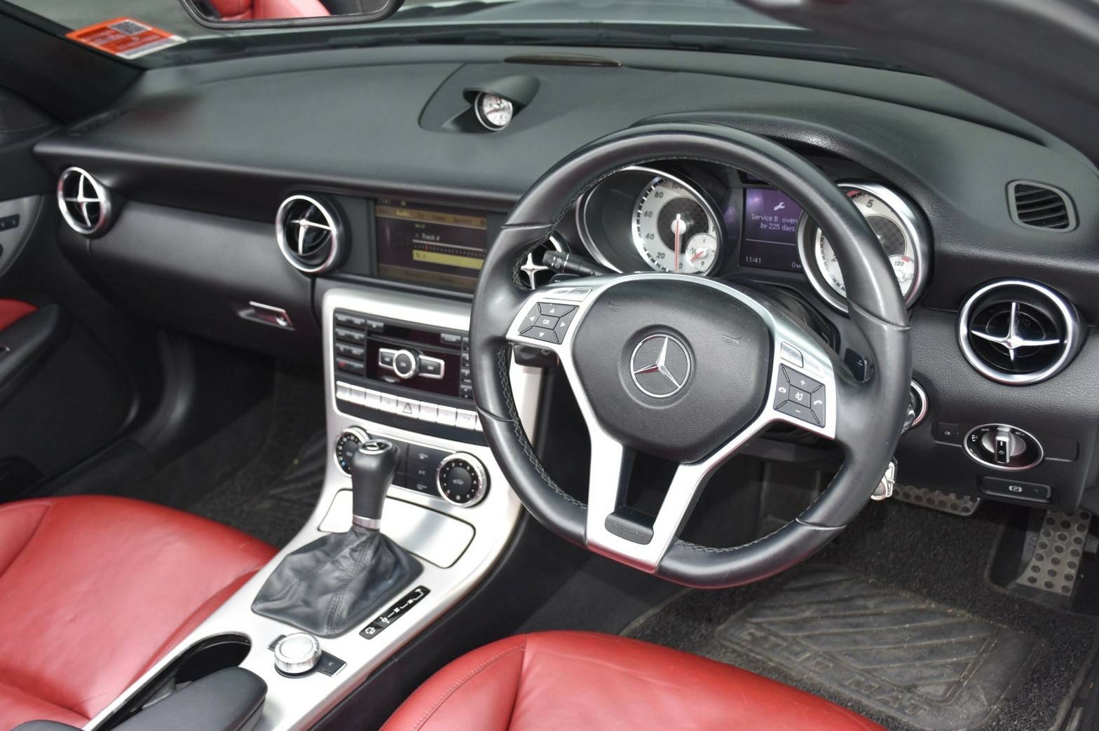 Mercedes Benz SLK200 AMG ปี 2012
