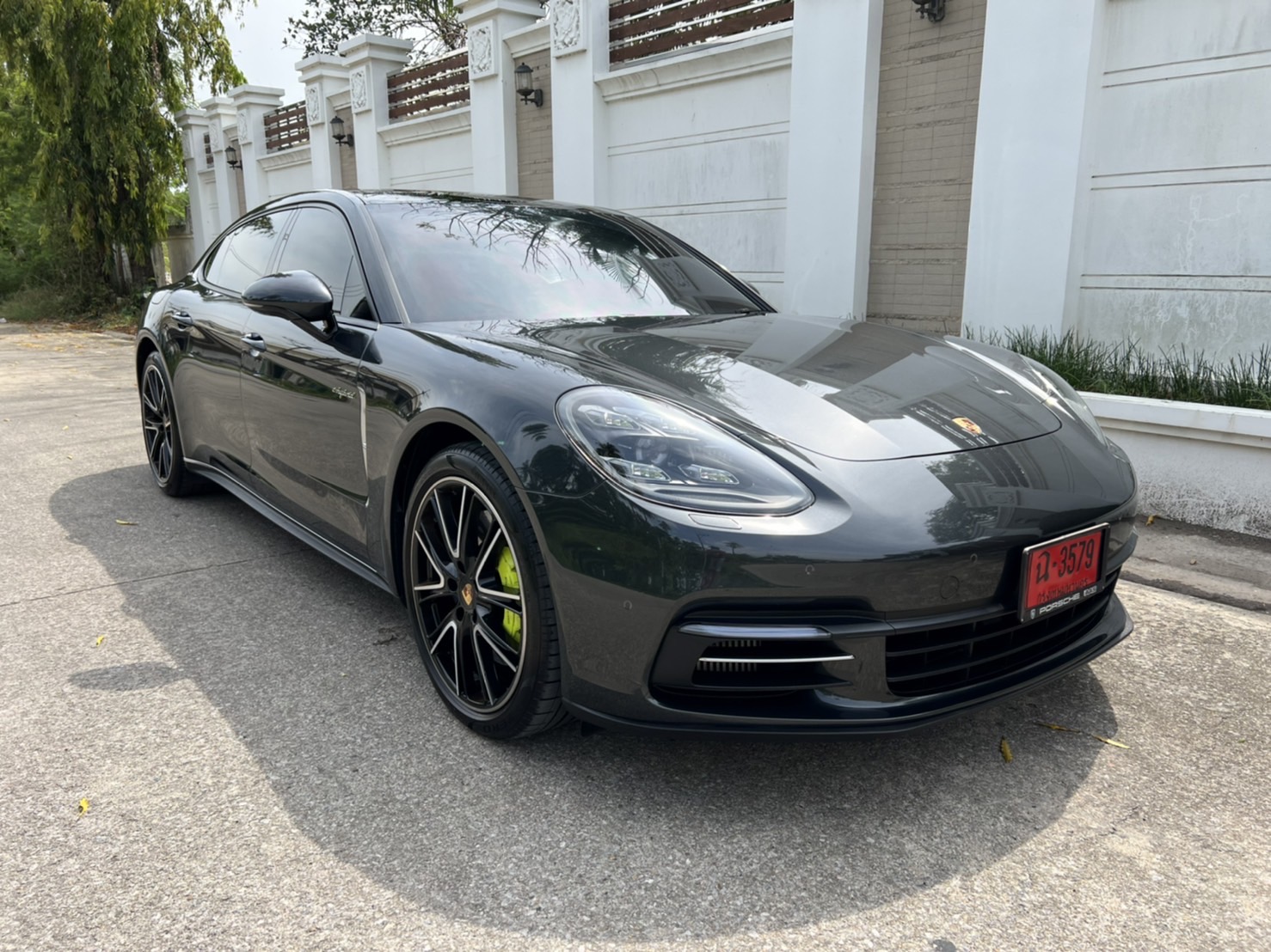 Porsche Panamera 4 E-Hybrid Executive ปี 2018