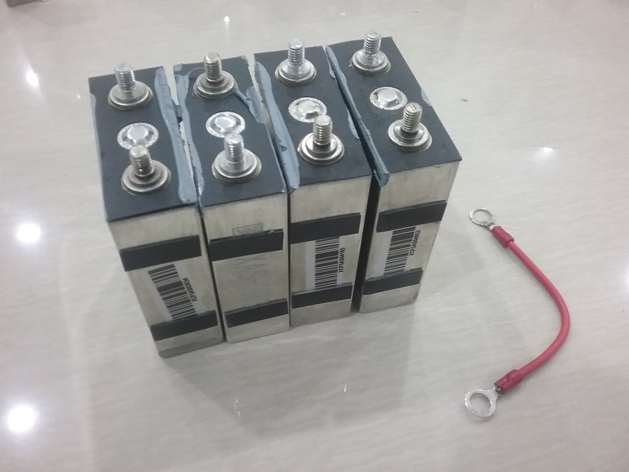 แบตเตอรี่ลิเธียม ฟอสเฟต แกะจากรถยนต์ไฟฟ้า ยี่ห้อ Lishen 3.2v 10Ah