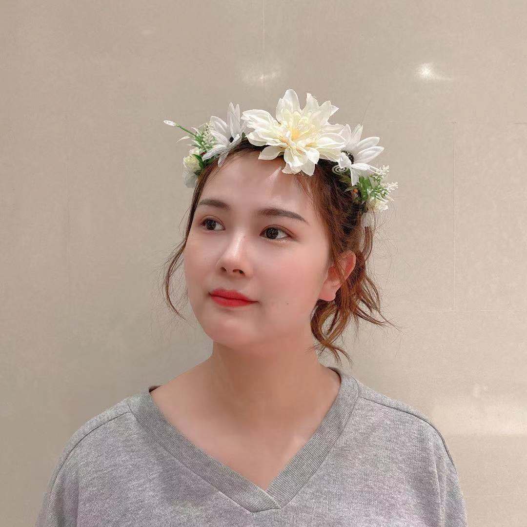 มงกุฎคาดผมดอกไม้
