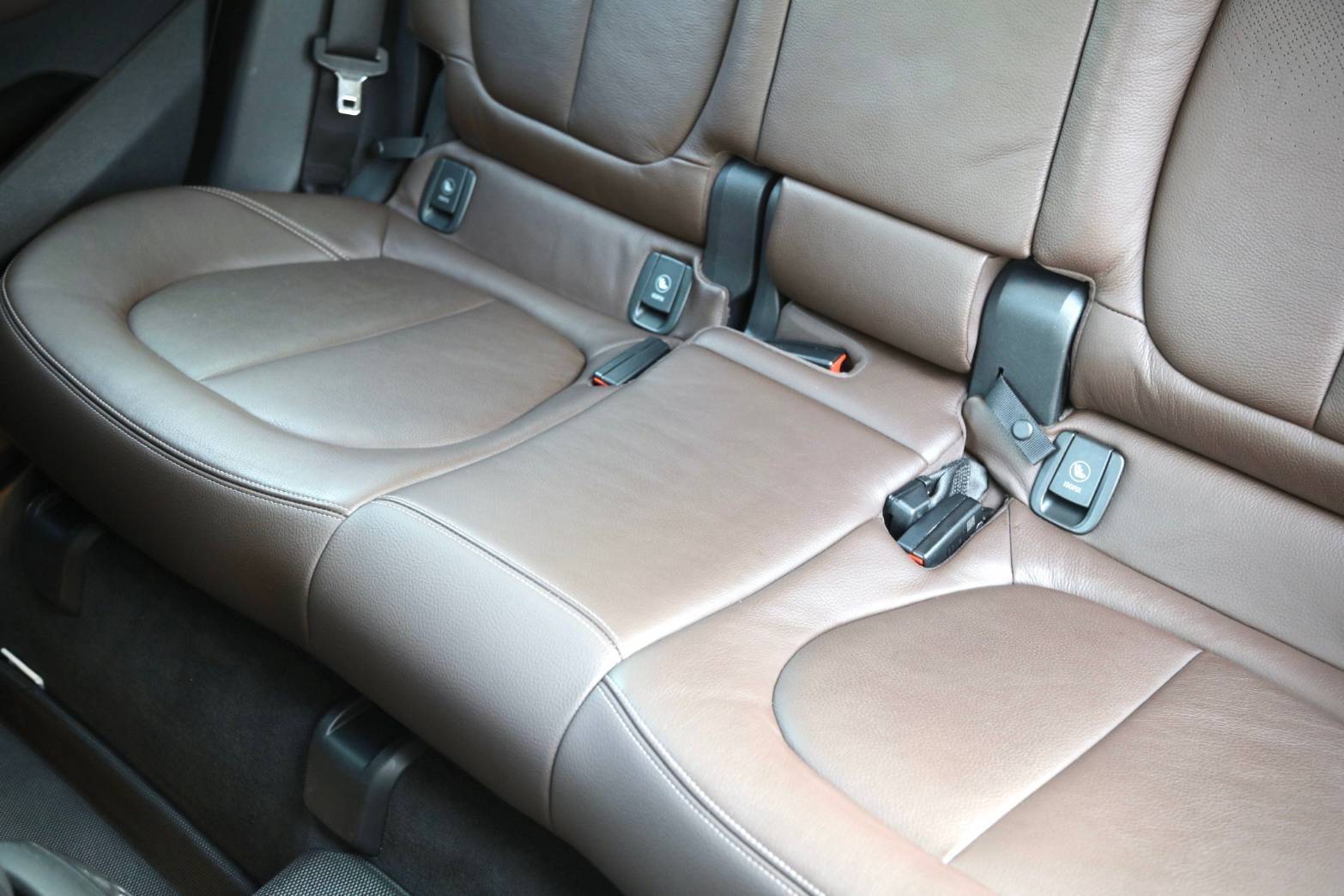 BMW X1 sDrive18d xLine ปี 2016