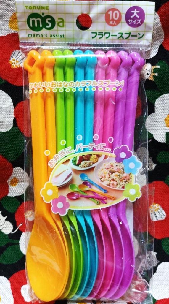 Torune M'sa mama assist Set ช้อน พลาสติก น่ารักๆ จากญี่ปุ่น 1 แพ๊ค มี 10 ชิ้น ความสูง : 16 cm